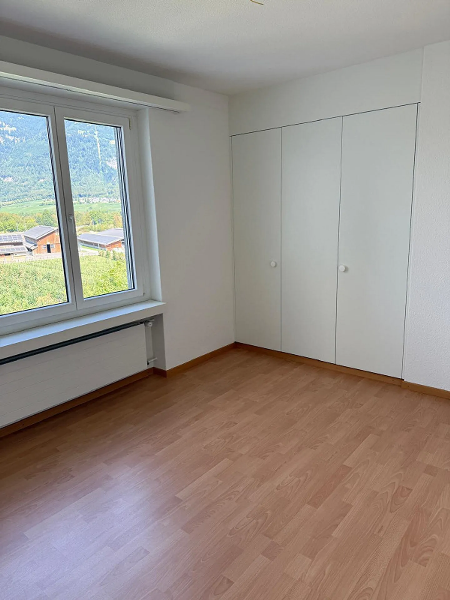 Renovated Attic Apartment in Central Location - Photo 5 of 8