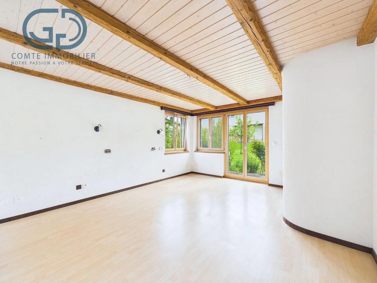 Magnificent Single-Family Home - Photo 6 of 13