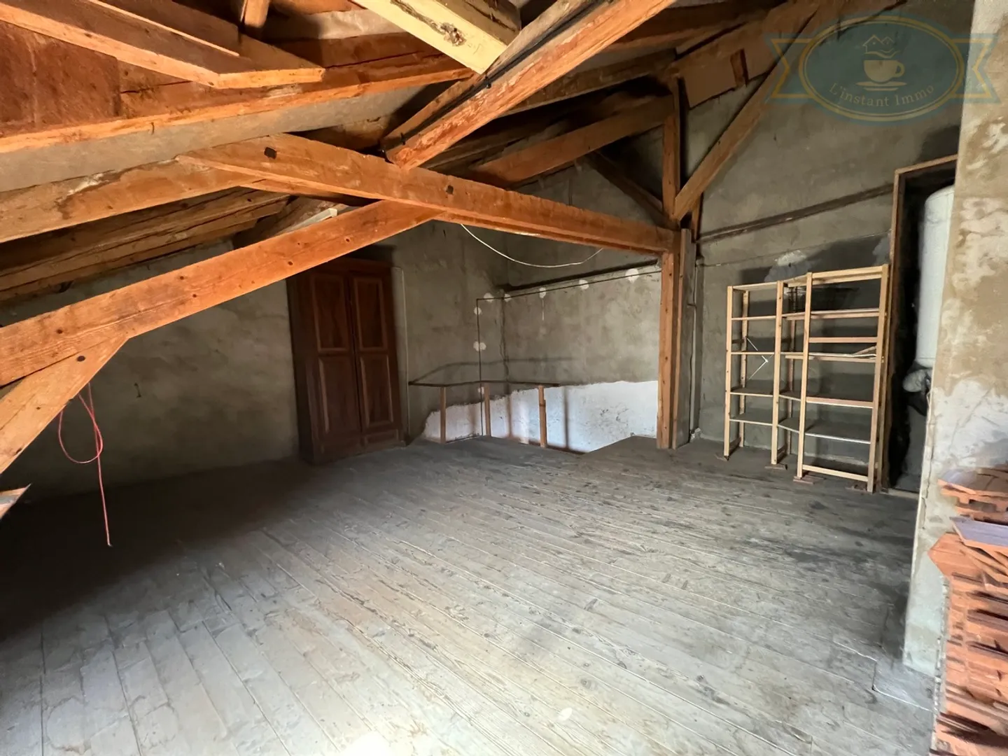 House located in the center of the medieval town of Saint-Ursanne - Photo 10 of 10
