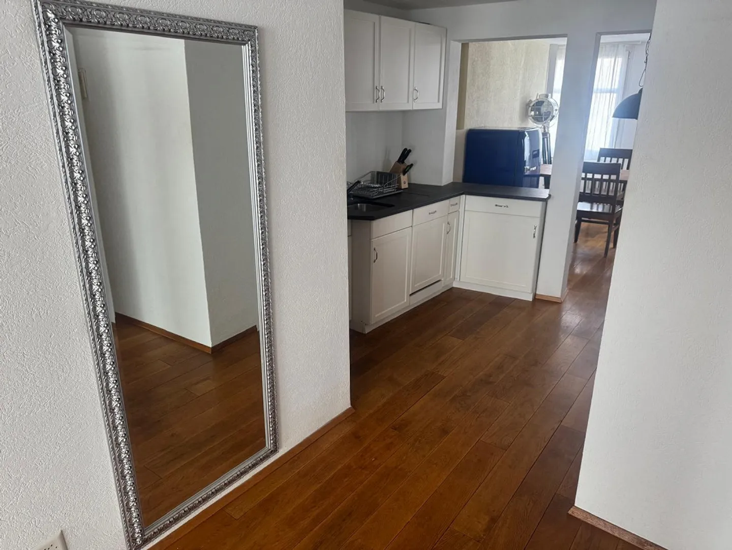 Appartement 2 pièces meublé : Charme de la vieille ville à Altstätten - Photo 7 sur 11
