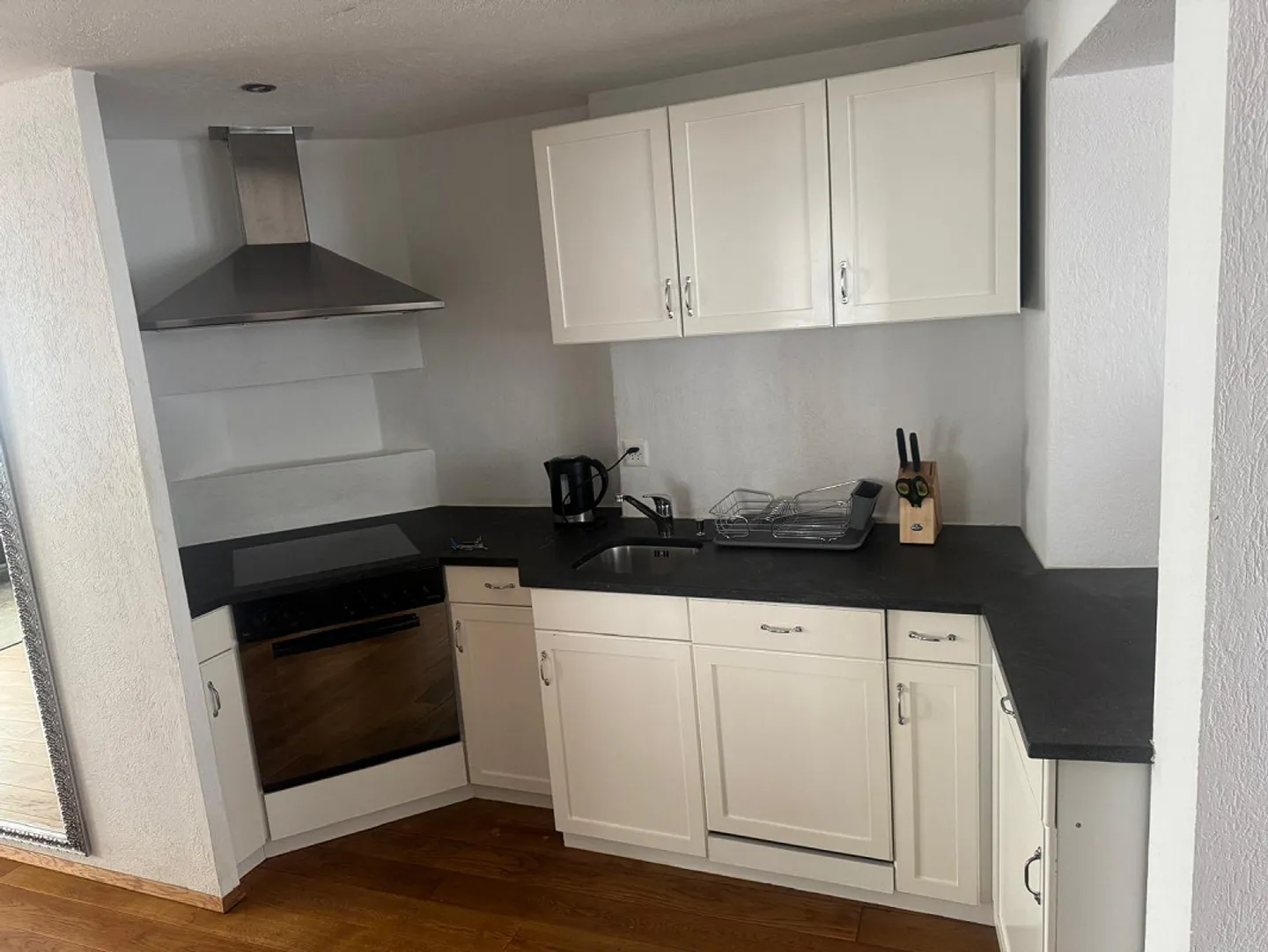Appartement 2 pièces meublé : Charme de la vieille ville à Altstätten - Photo 8 sur 11