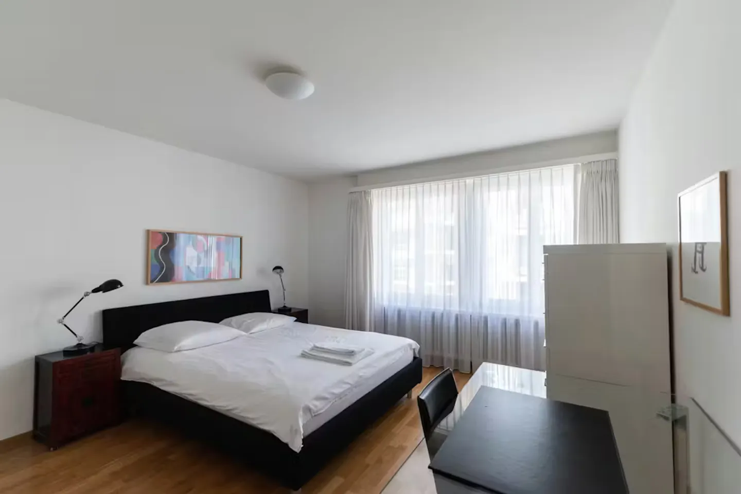 Charming Zurich Apartment - Photo 3 of 10