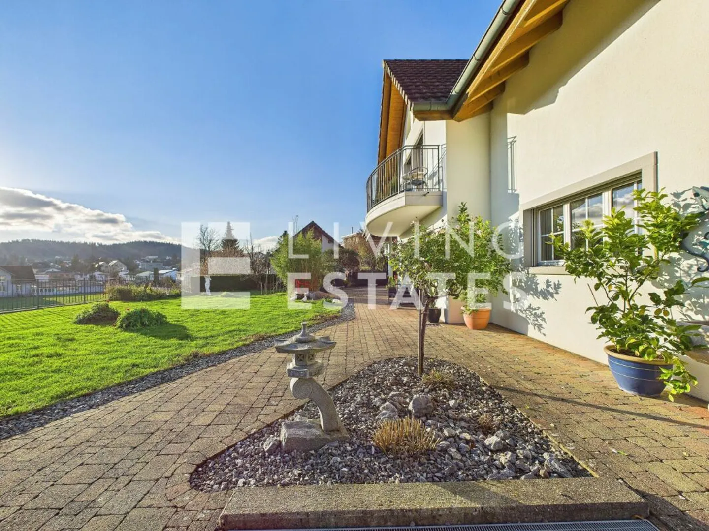 Maison Familiale Élégante avec Jardin - Photo 1 sur 26