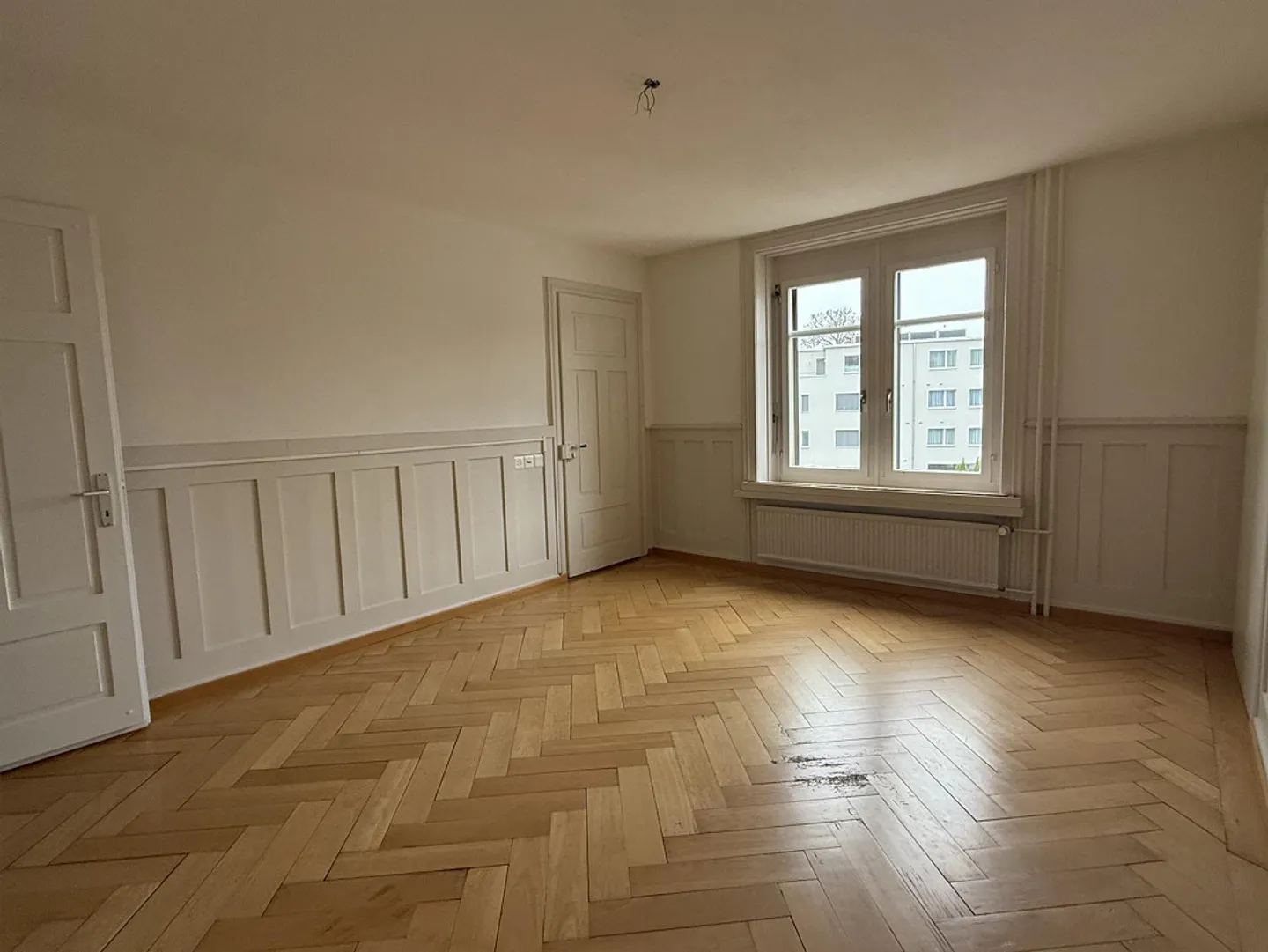 Renovated 5-room apartment in central location Wil - Photo 2 of 8