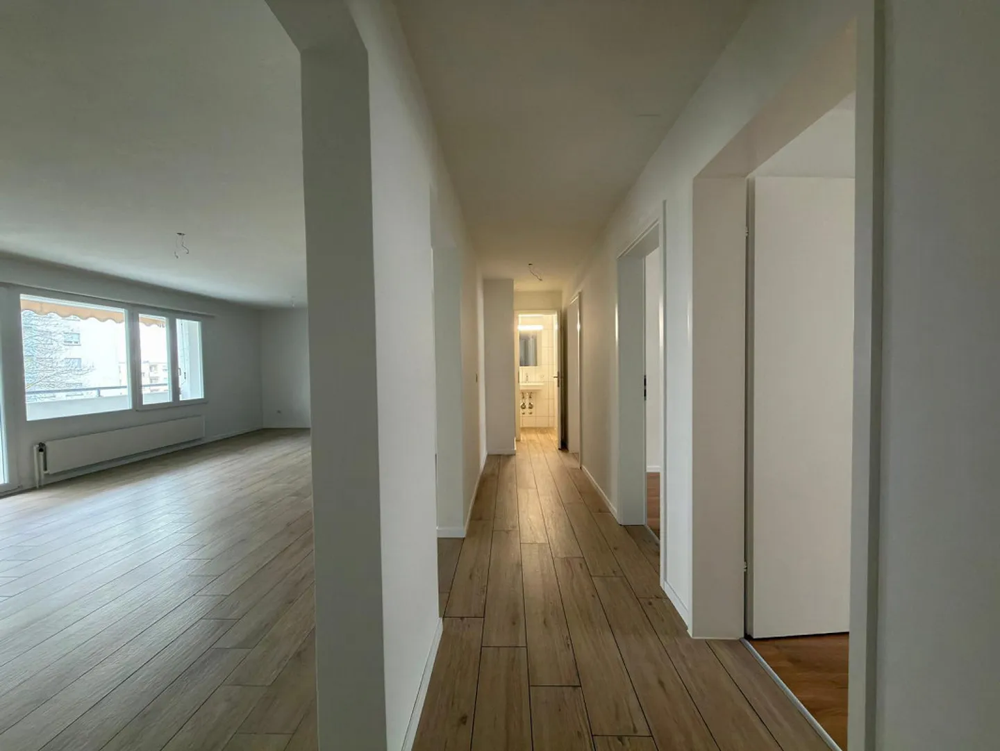 appartamento ristrutturato di 4.5 stanze - Foto 4 di 13