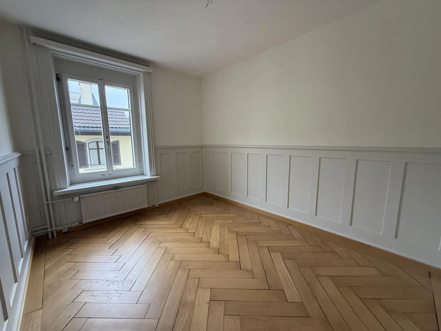 Renovated 5-room apartment in central location Wil - Photo 3 of 8