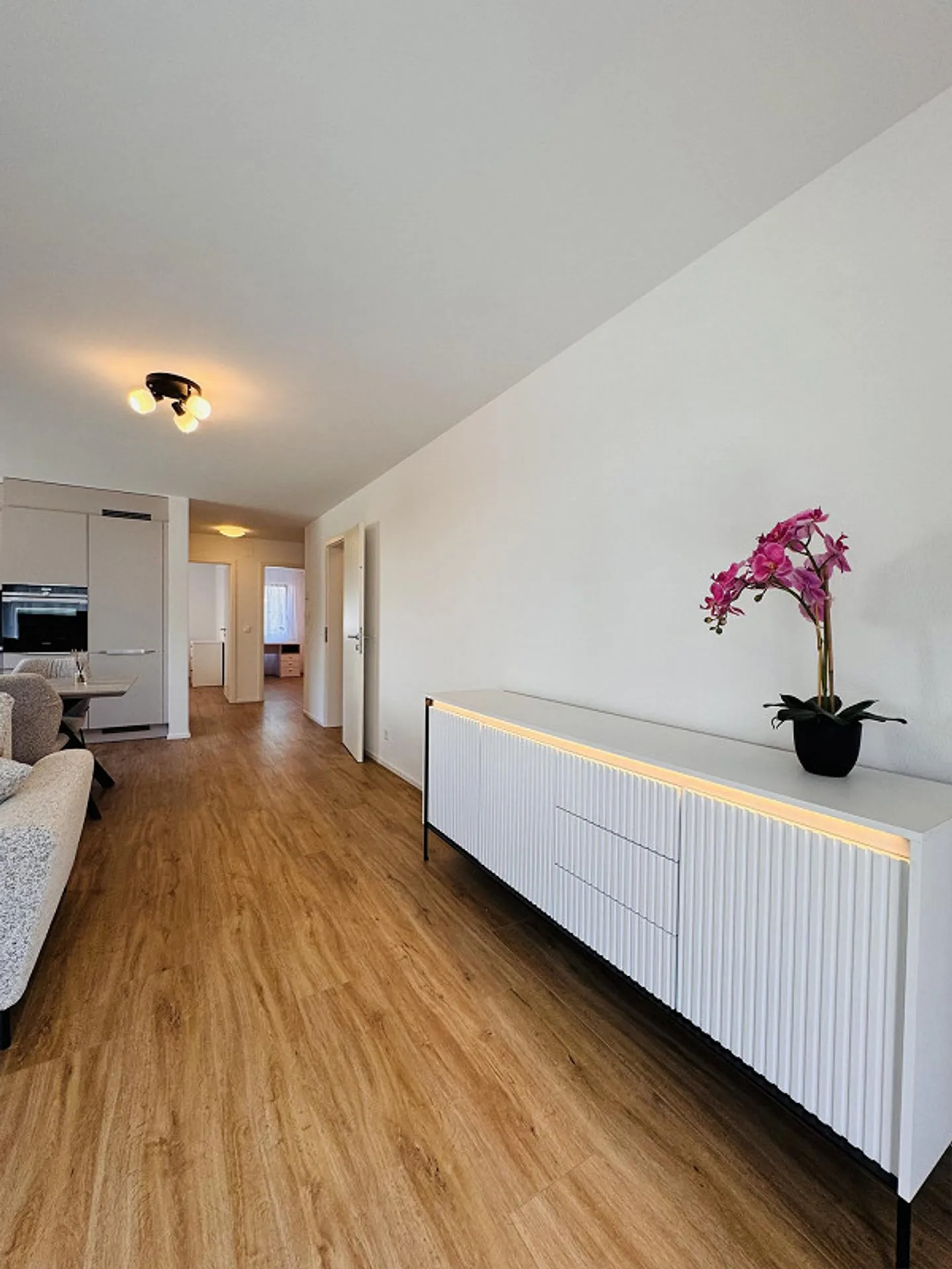 Doppelte Chance: Zwei helle 3.5-Zimmer-Wohnungen in Zug - Foto 3 von 9