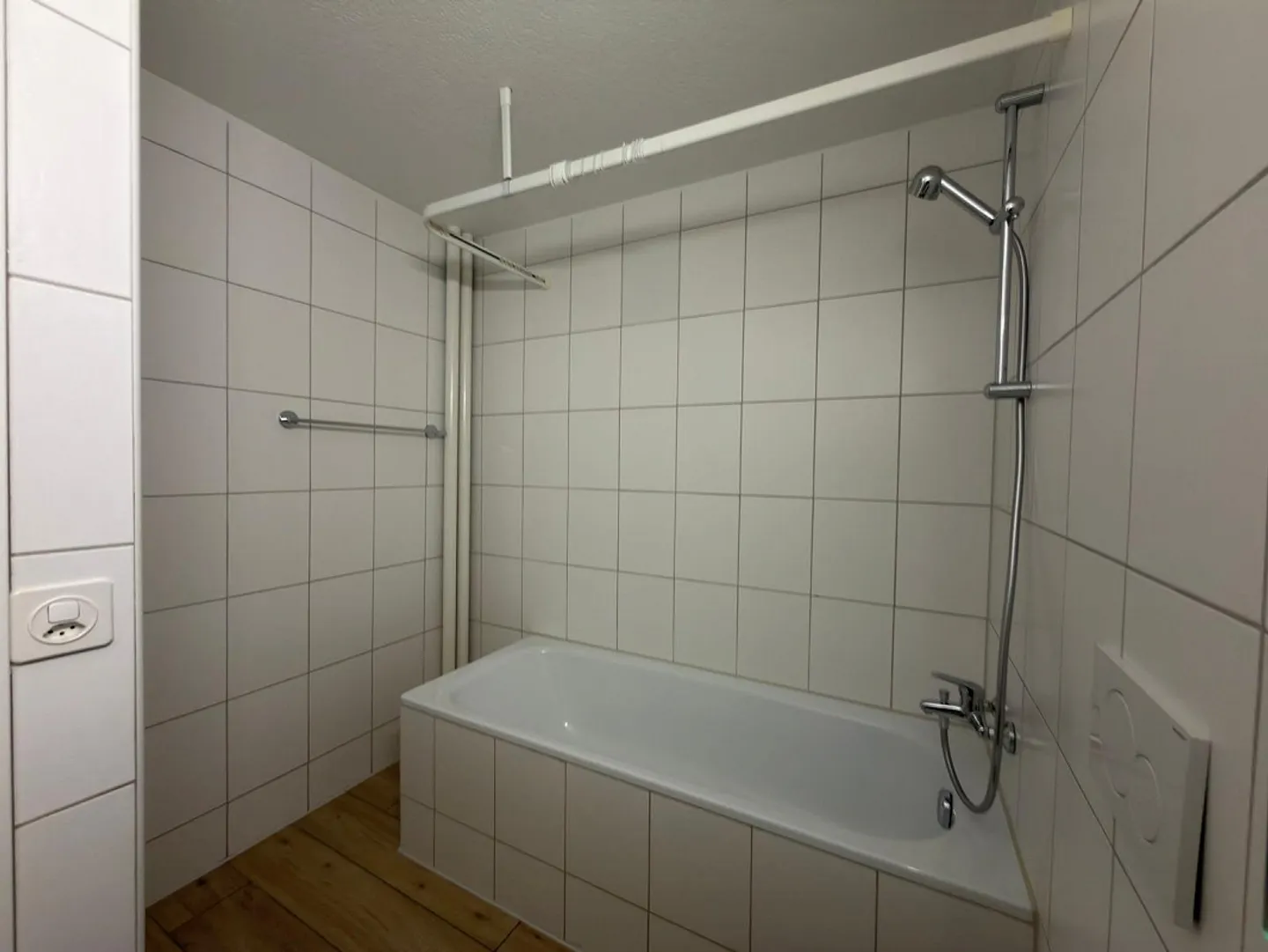 appartamento ristrutturato di 4.5 stanze - Foto 10 di 13