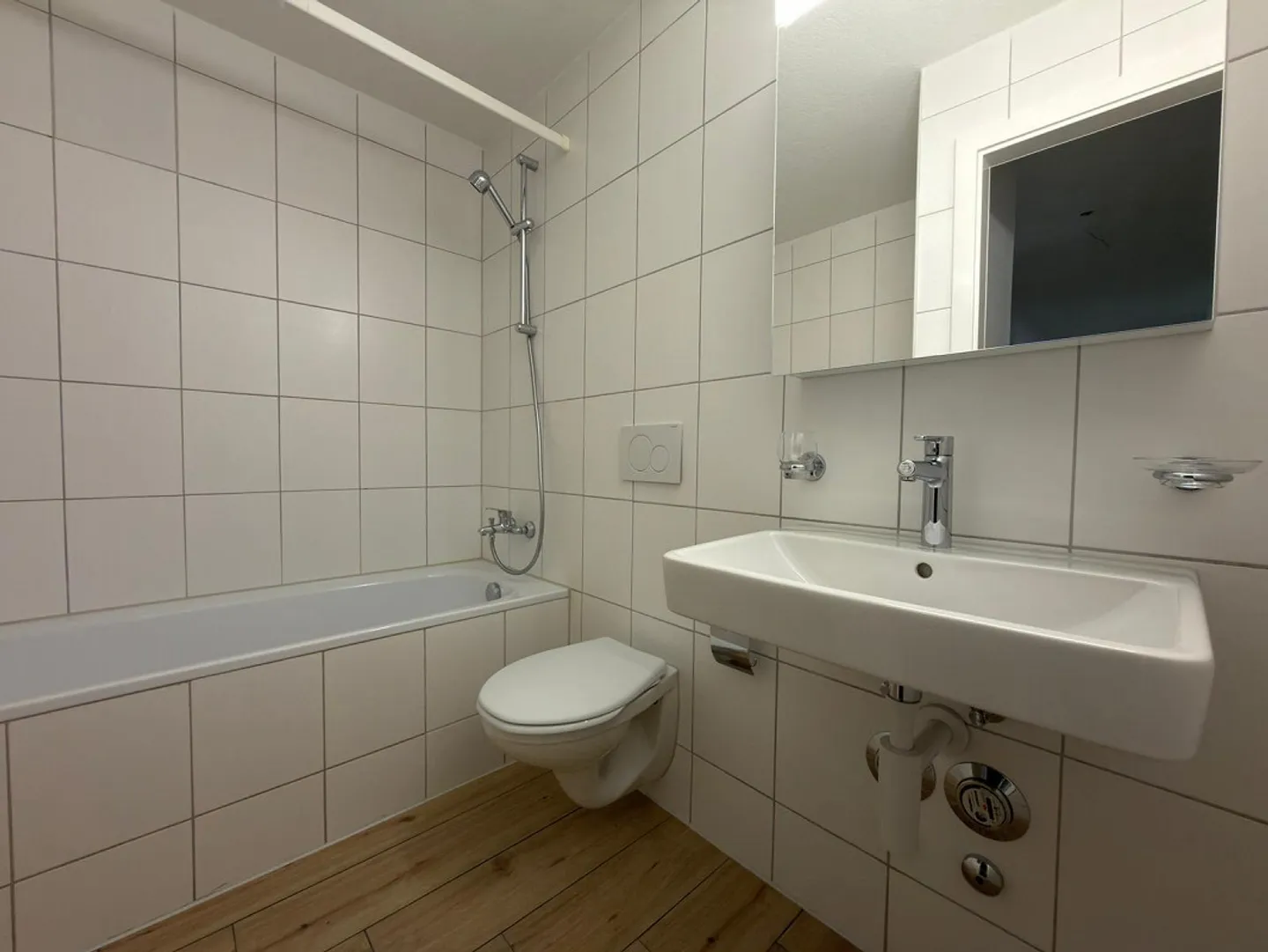 appartamento ristrutturato di 4.5 stanze - Foto 11 di 13