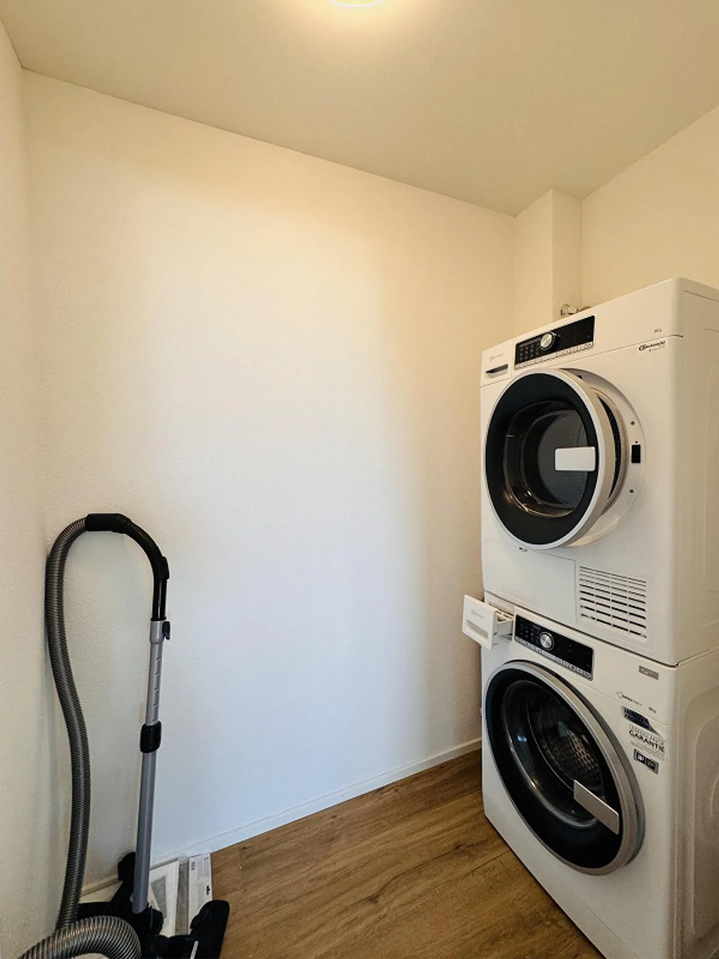 Doppelte Chance: Zwei helle 3.5-Zimmer-Wohnungen in Zug - Foto 6 von 9