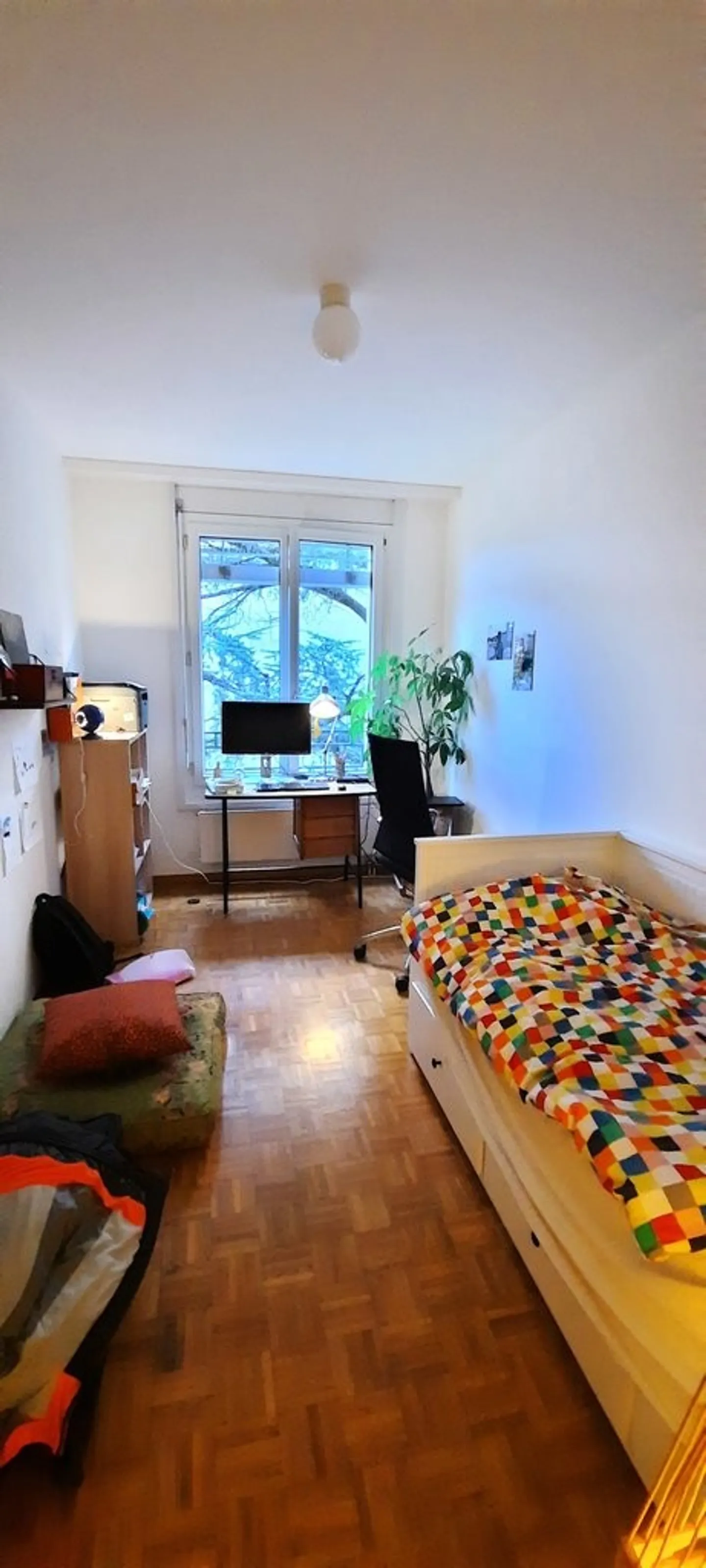 Spacious Apartment with Rhône View - Photo 8 of 12