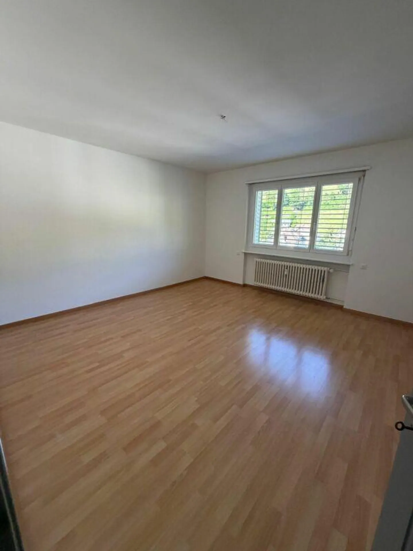 Bright and beautiful 3-room apartment - Photo 2 of 7