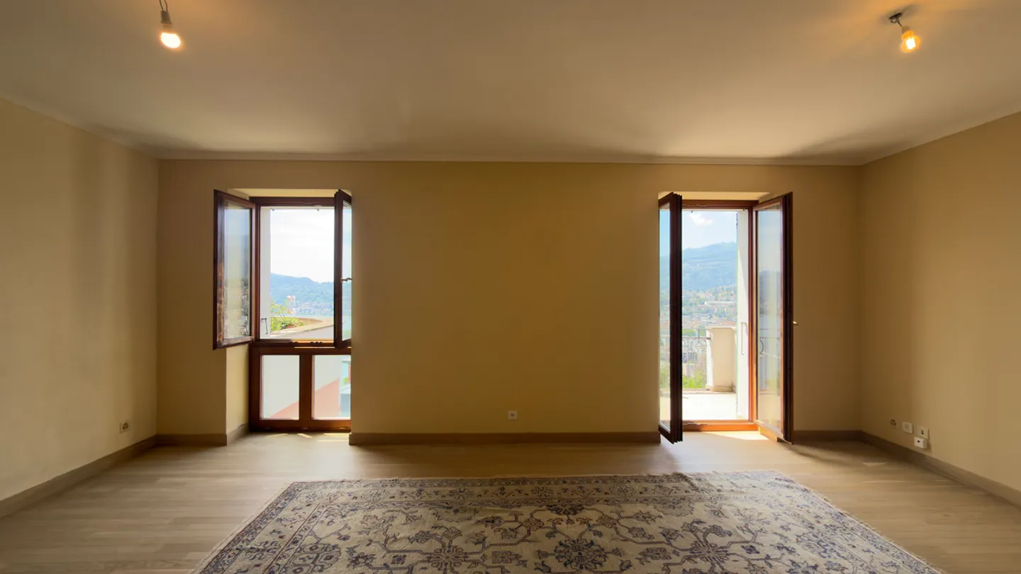 Elegante Wohnung mit atemberaubendem Blick - Foto 6 von 14
