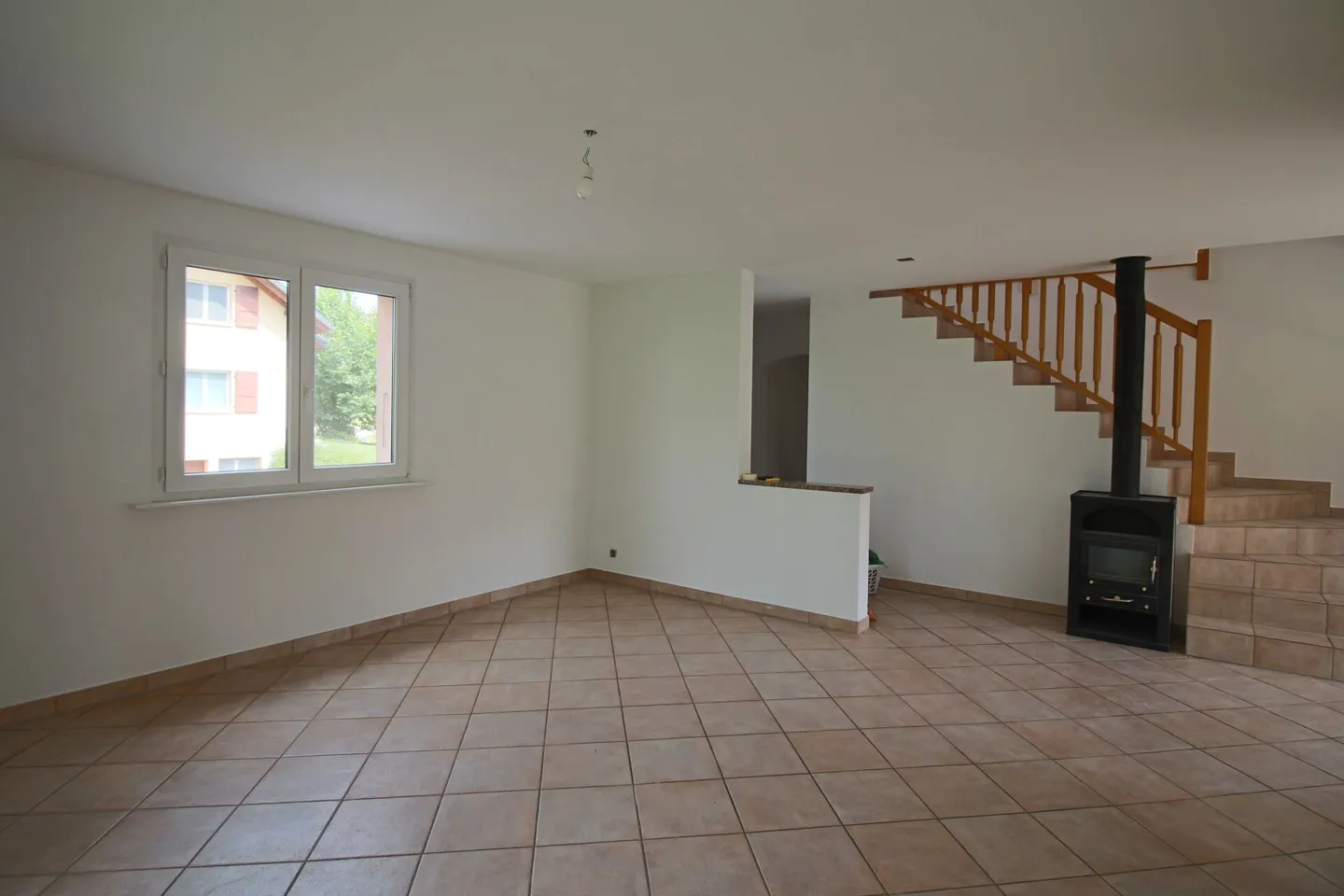 Individual Villa - Photo 4 of 12