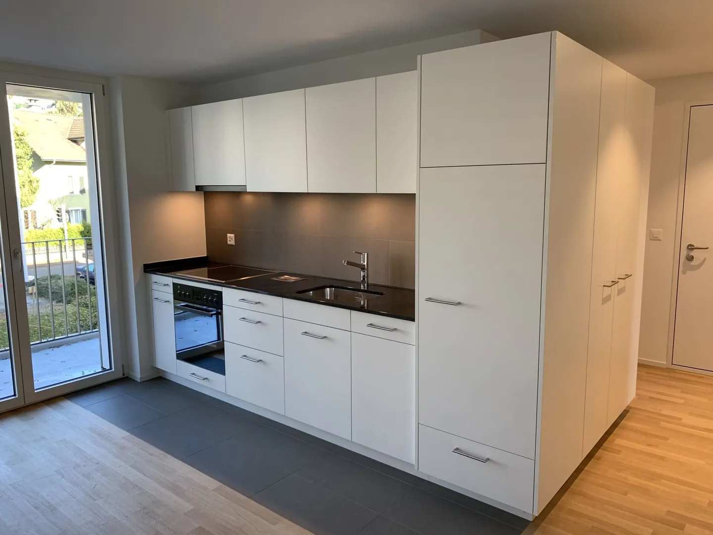 Modern 2.5-room apartment in the center of Kriens - Photo 1 of 9