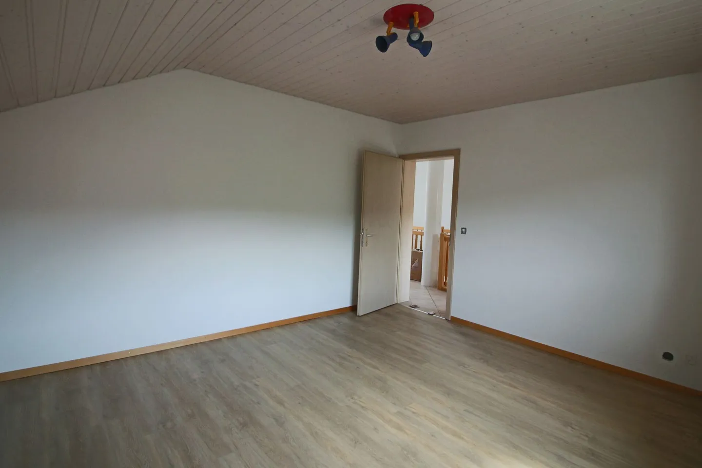 Individual Villa - Photo 6 of 12