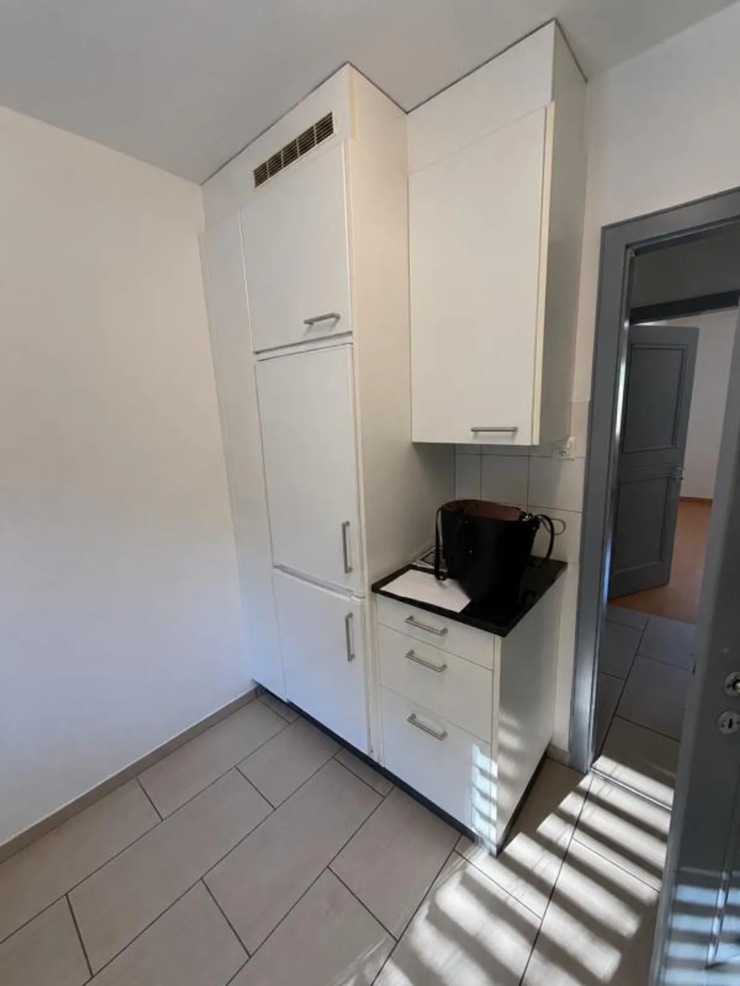 Bright and beautiful 3-room apartment - Photo 6 of 7