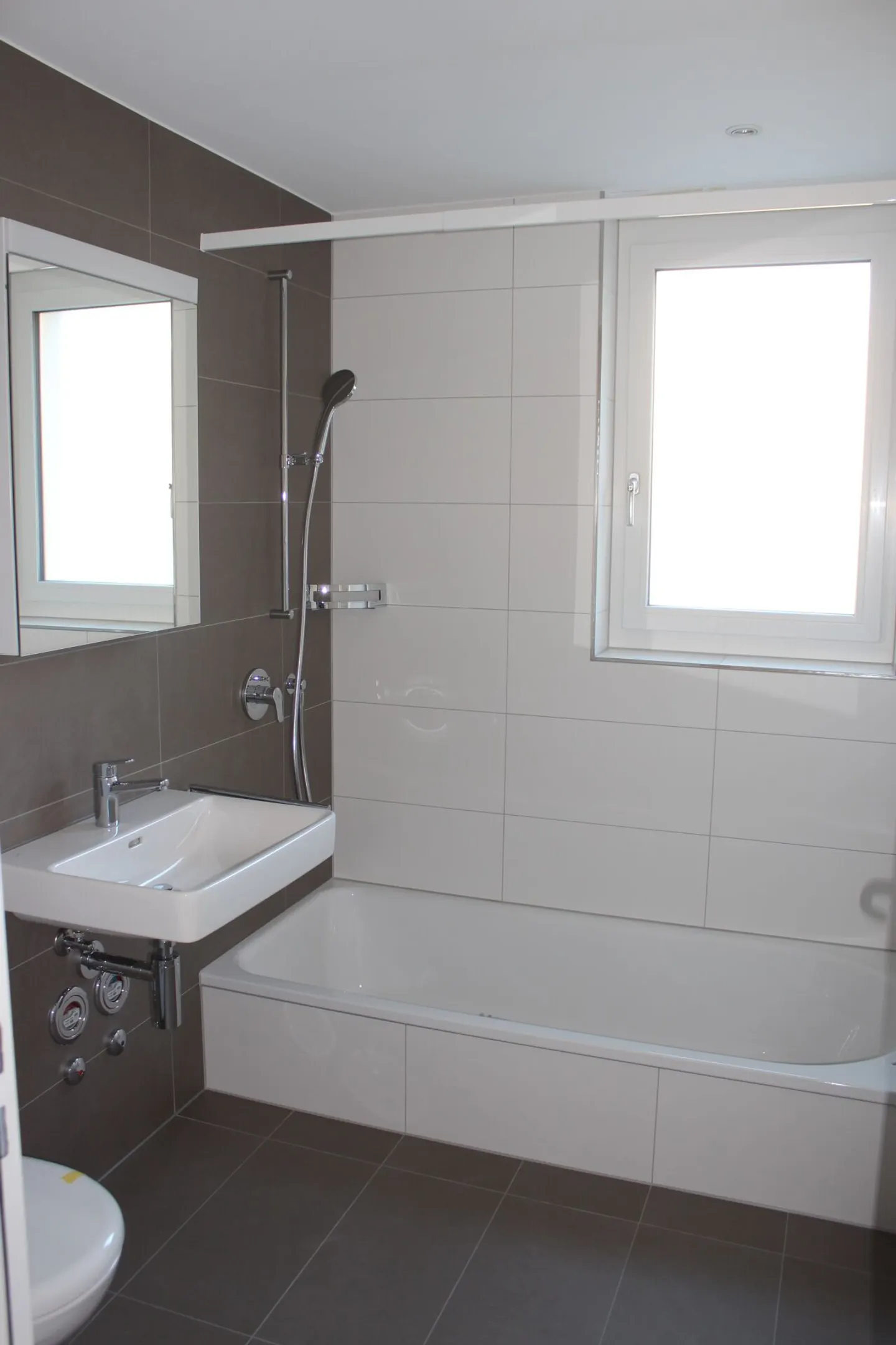 Modern 2.5-room apartment in the center of Kriens - Photo 7 of 9