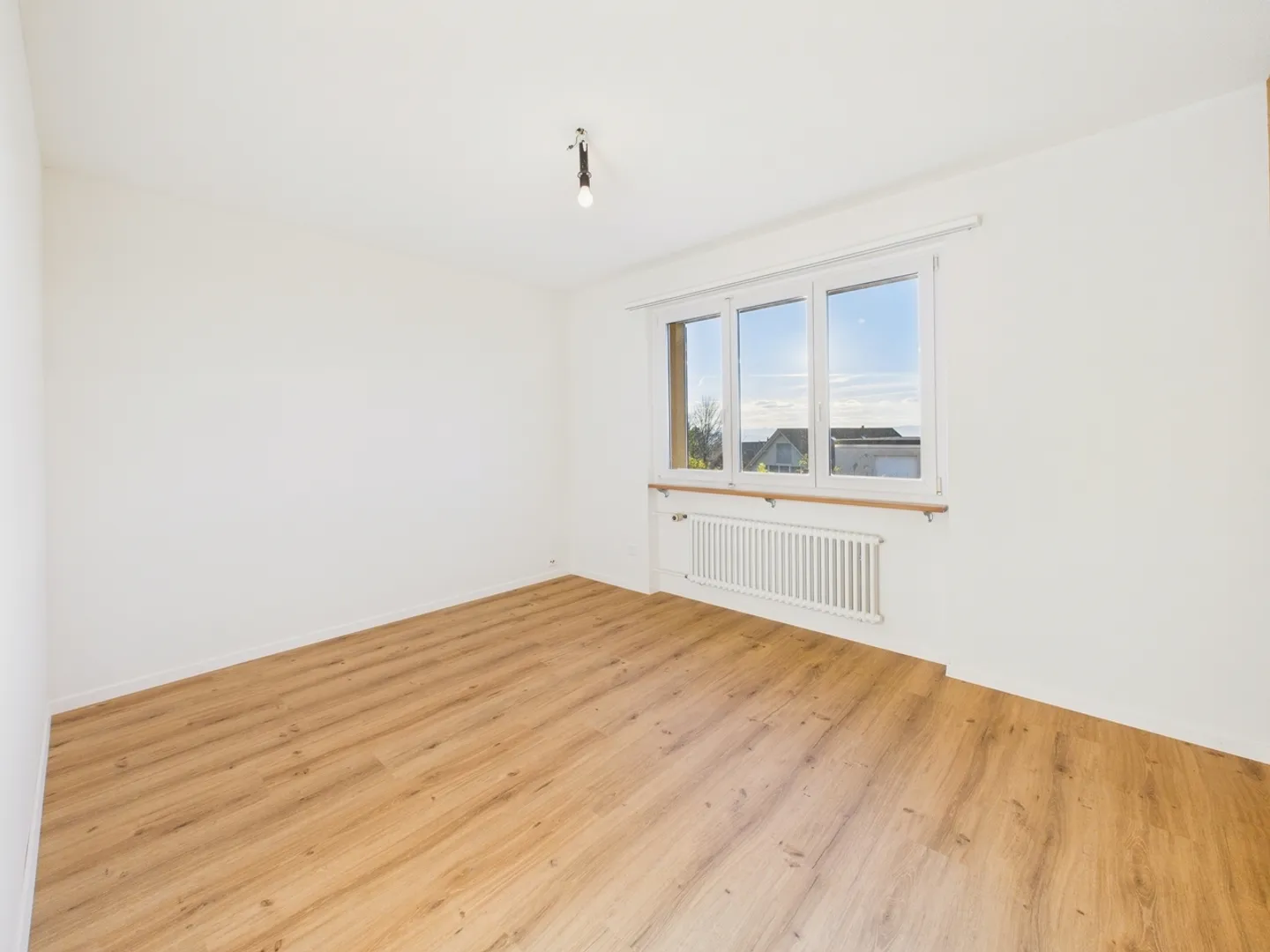 Charming 6.5-room terraced house with beautiful winter garden in Bellikon, Canton AG - Photo 6 of 13