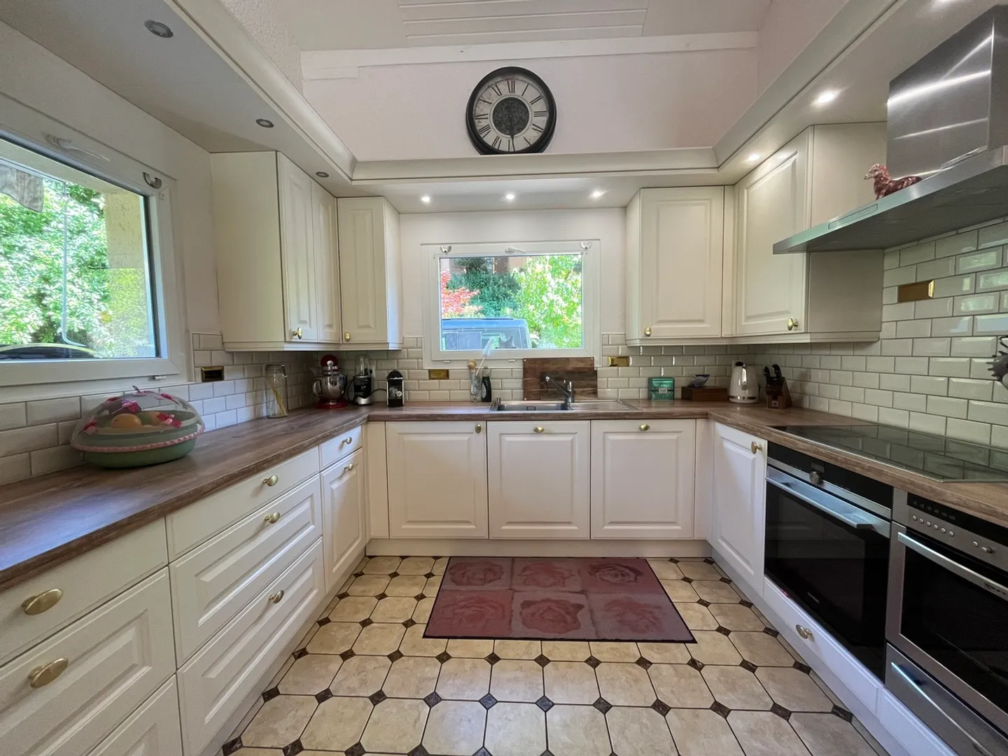 Diese prächtige Villa mit Pool steht zum Verkauf - Foto 4 von 8