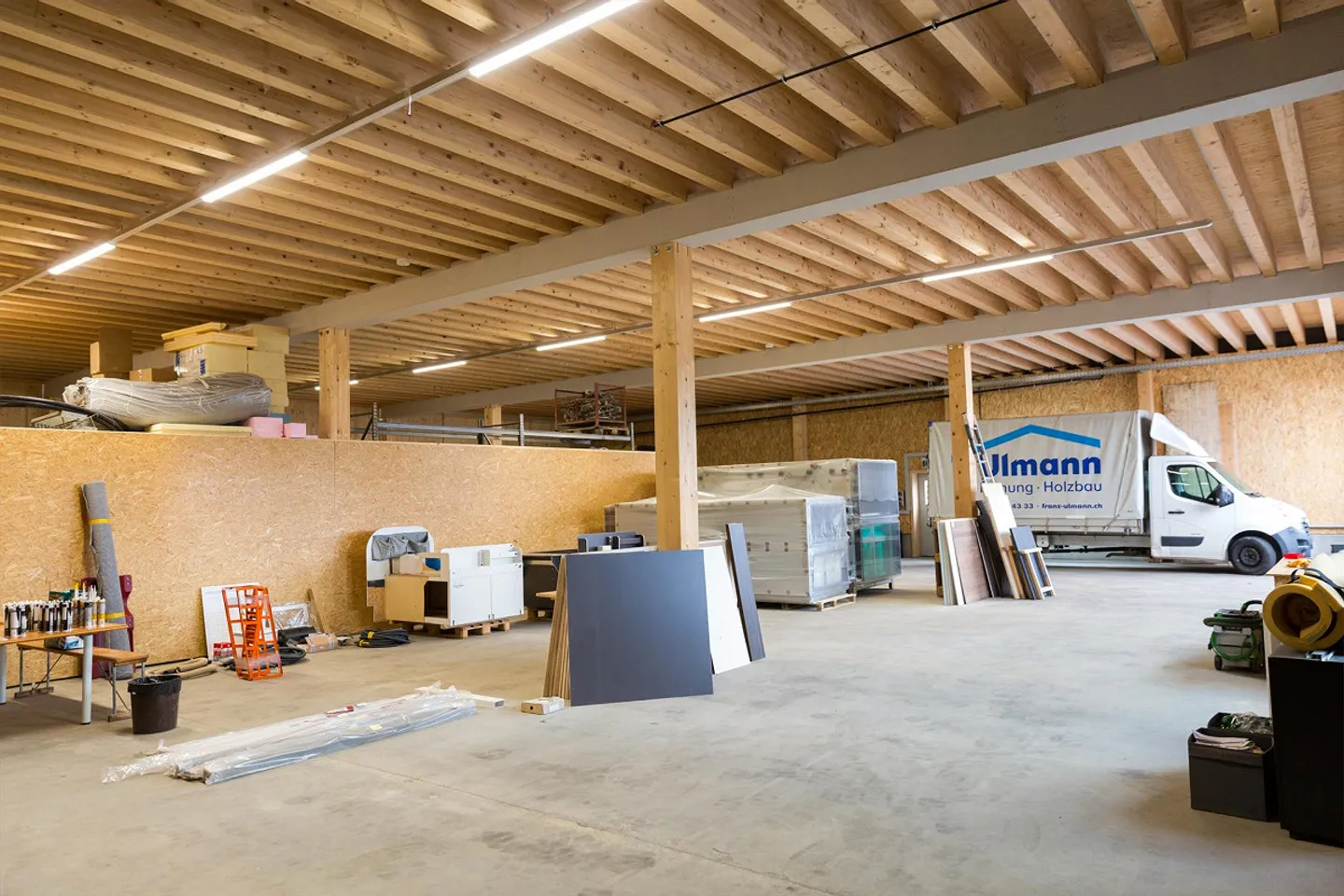 Commercial Space / Production Space - Photo 2 of 8