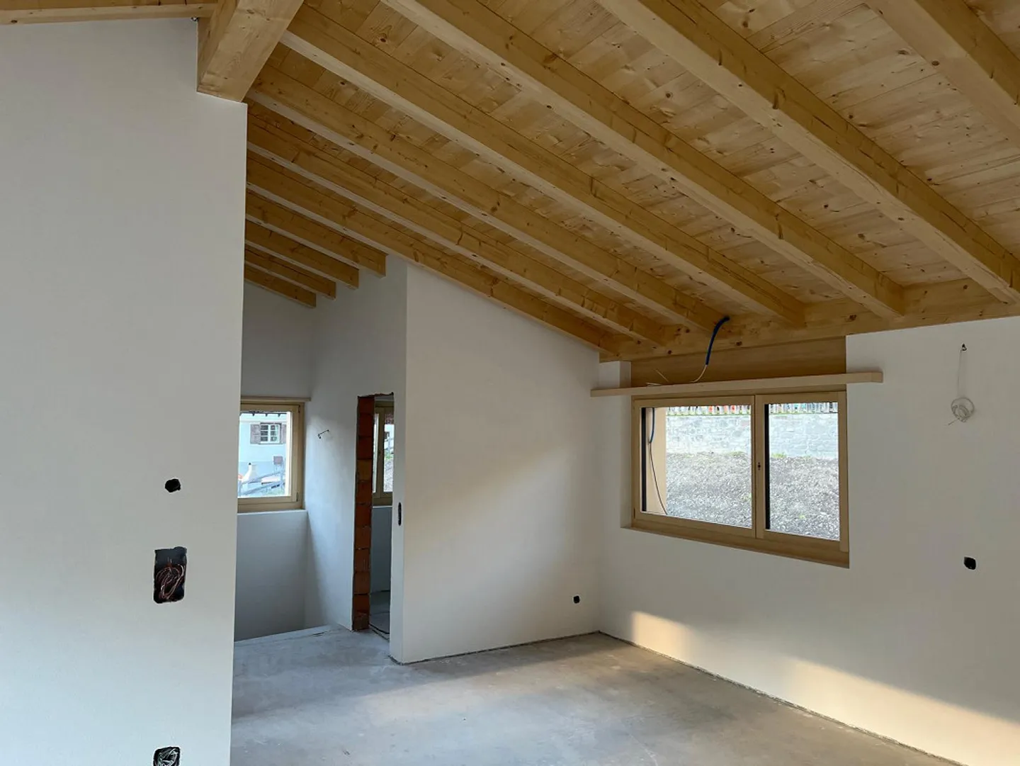 Appartement duplex moderne de 4,5 pièces dans un endroit calme à Saas im Prättigau - Photo 1 sur 5