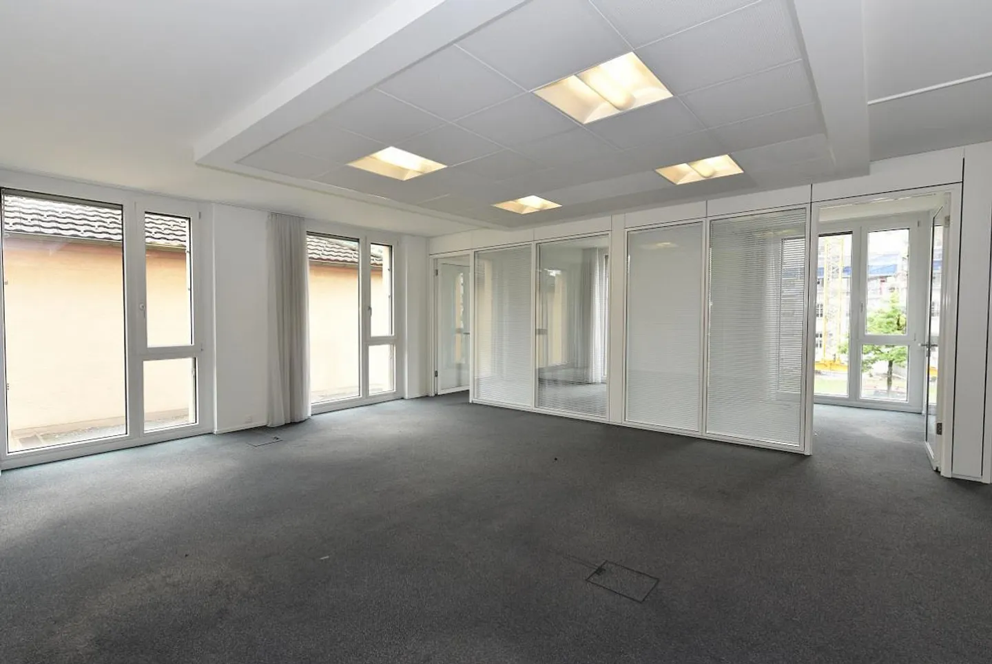 Espace de bureau au centre de Stans - Photo 2 sur 6