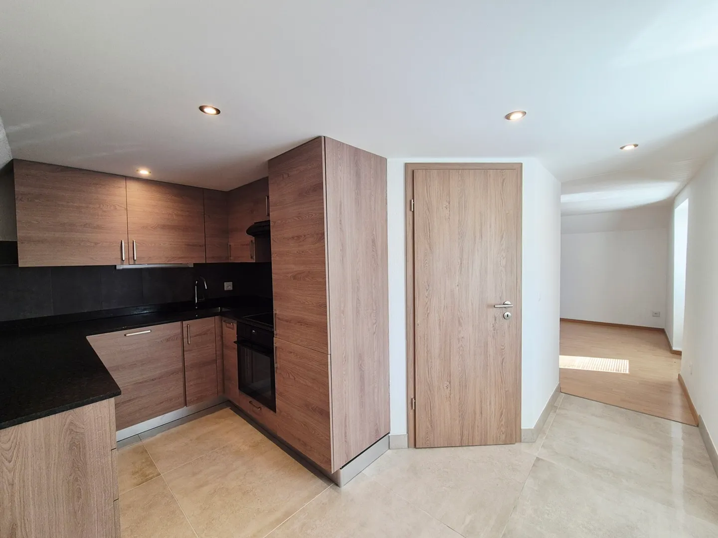 BROCFABRIQUE / 3,5-Zimmer-Duplex, 2026 renoviert - Foto 3 von 8