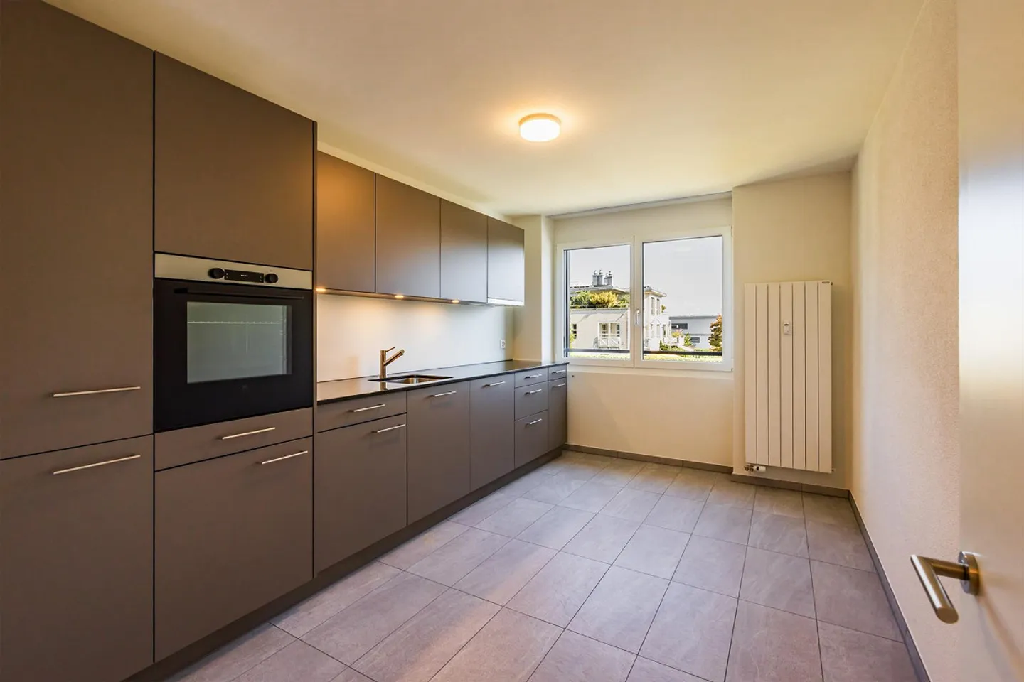 Neubauwohnung mit Waschturm - in ruhiger Wohnlage von Feldbrunnen - Foto 2 von 9