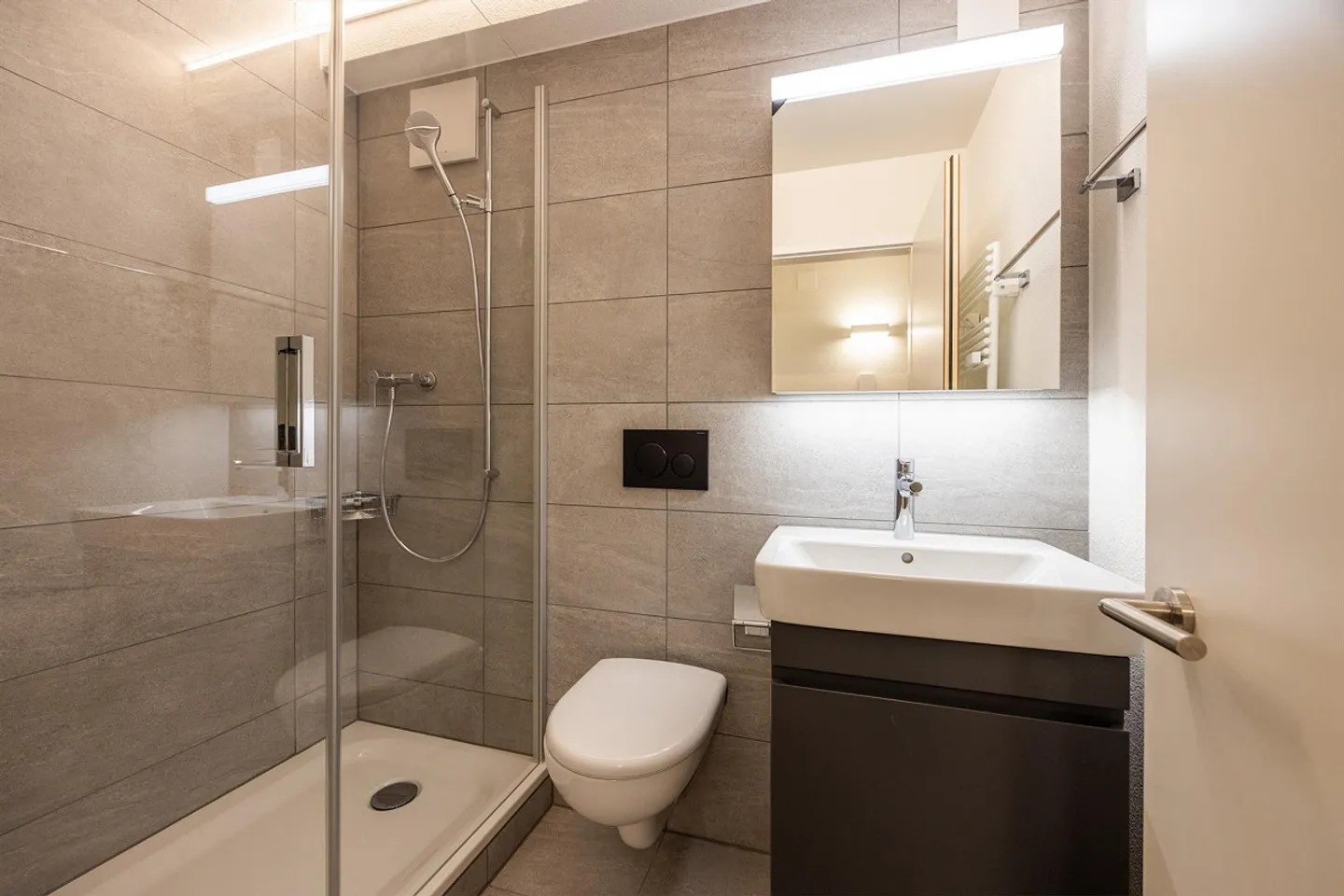 Neubauwohnung mit Waschturm - in ruhiger Wohnlage von Feldbrunnen - Foto 6 von 9