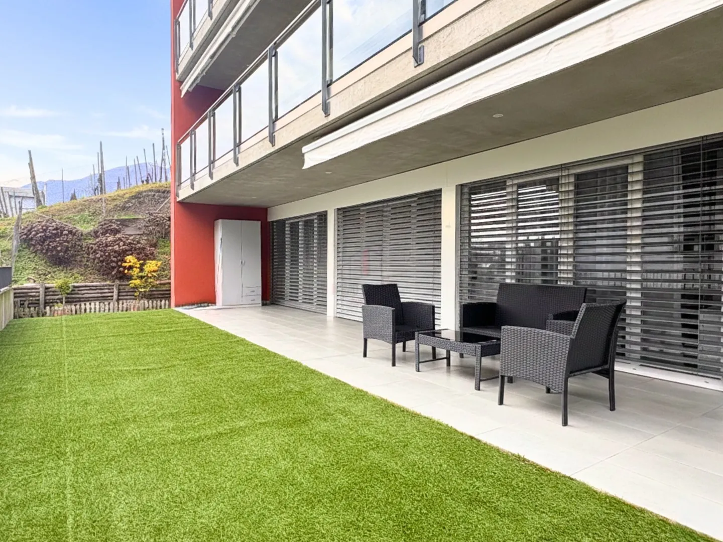 Modernes Apartment mit Garten - Foto 3 von 12