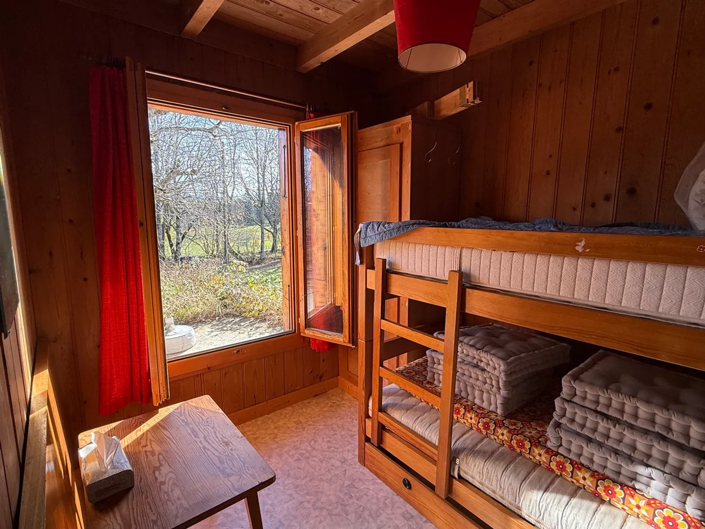 ENCHANTED PARENTHESIS - Photo 7 of 11