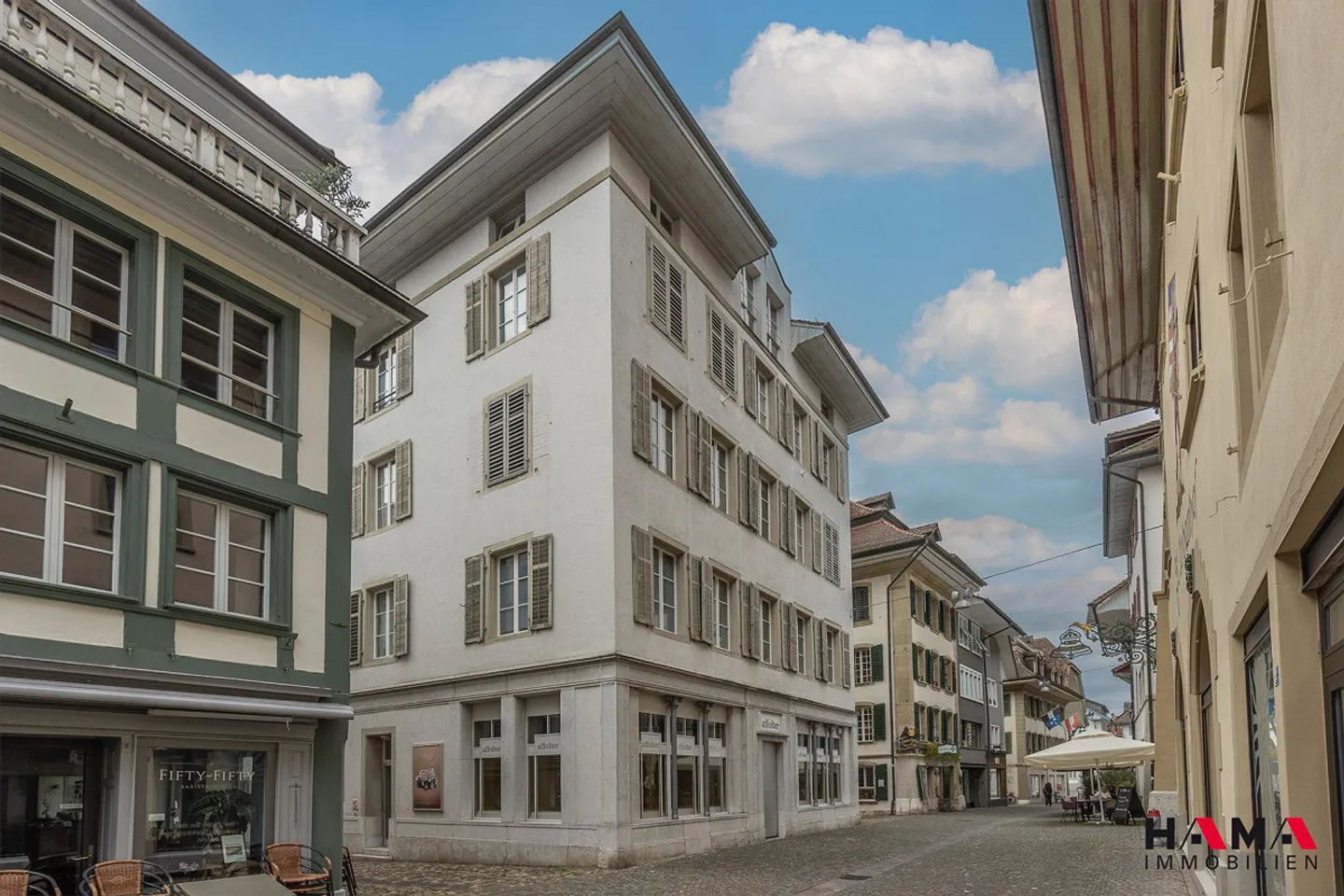 Representative Commercial Spaces in the Old Town of Zofingen - Photo 2 of 12