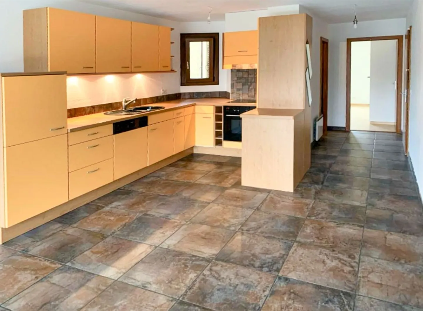 2.5 Room Apartment in Saint-Cergue - Yield 3.85% - Photo 1 of 3