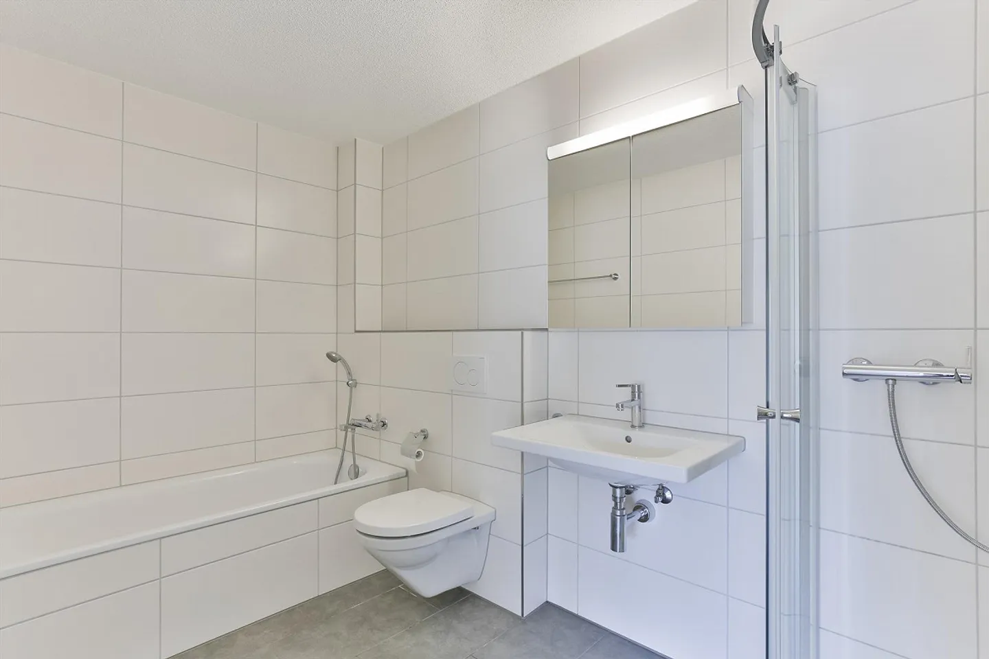 Spacious 2.5-room apartment in a quiet location! - Photo 4 of 11