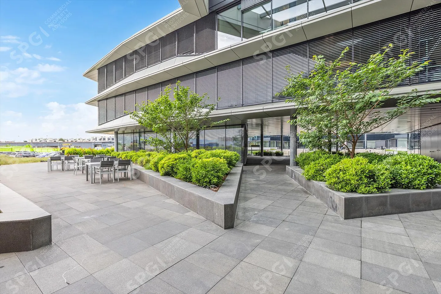 Plug & Play Offices in a Prestigious Building in Terre Bonne Nyon - Photo 3 of 13