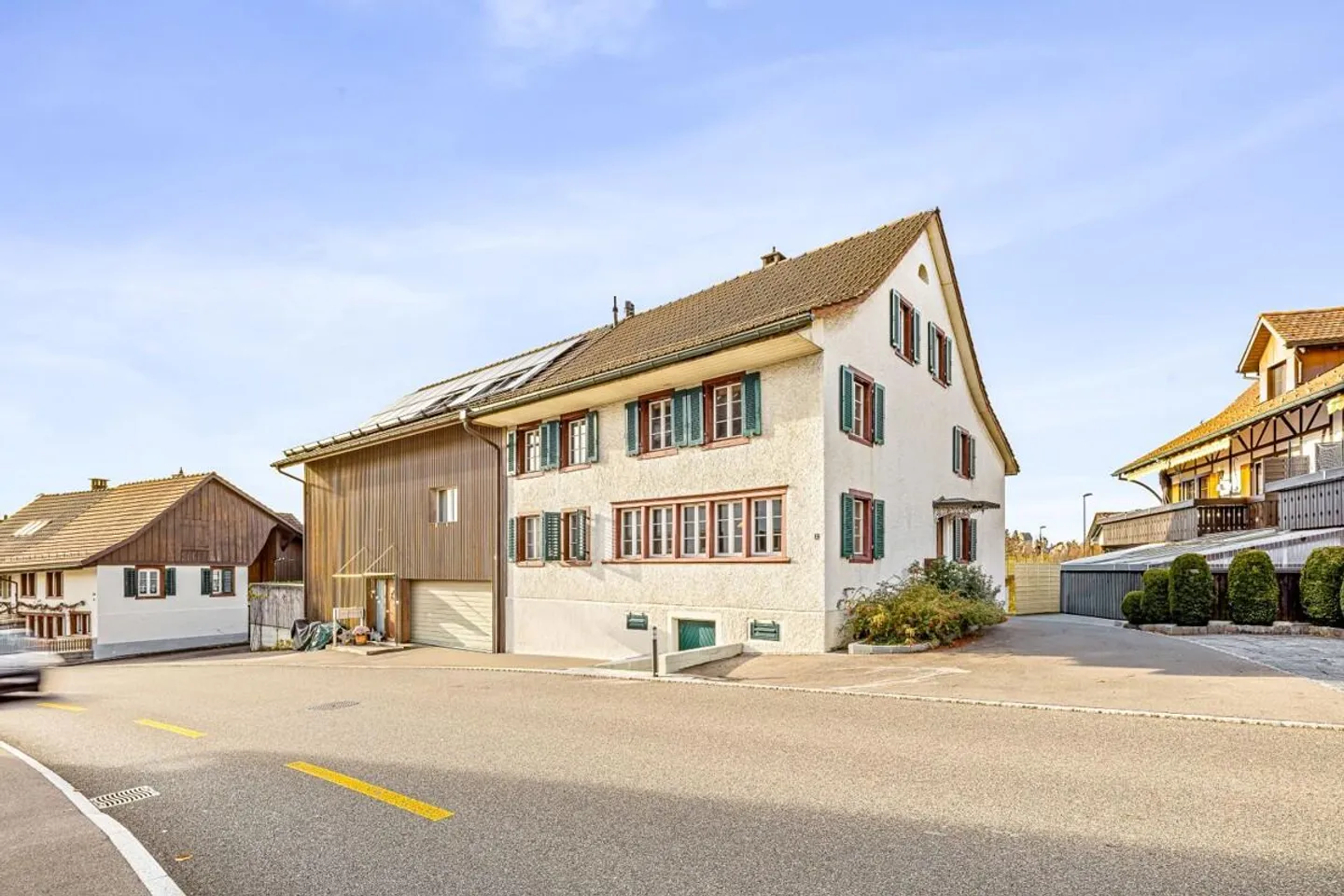 Ein Zuhause mit Geschichte – Charmantes Bauernhaus an sonniger Lage - Foto 2 di 14