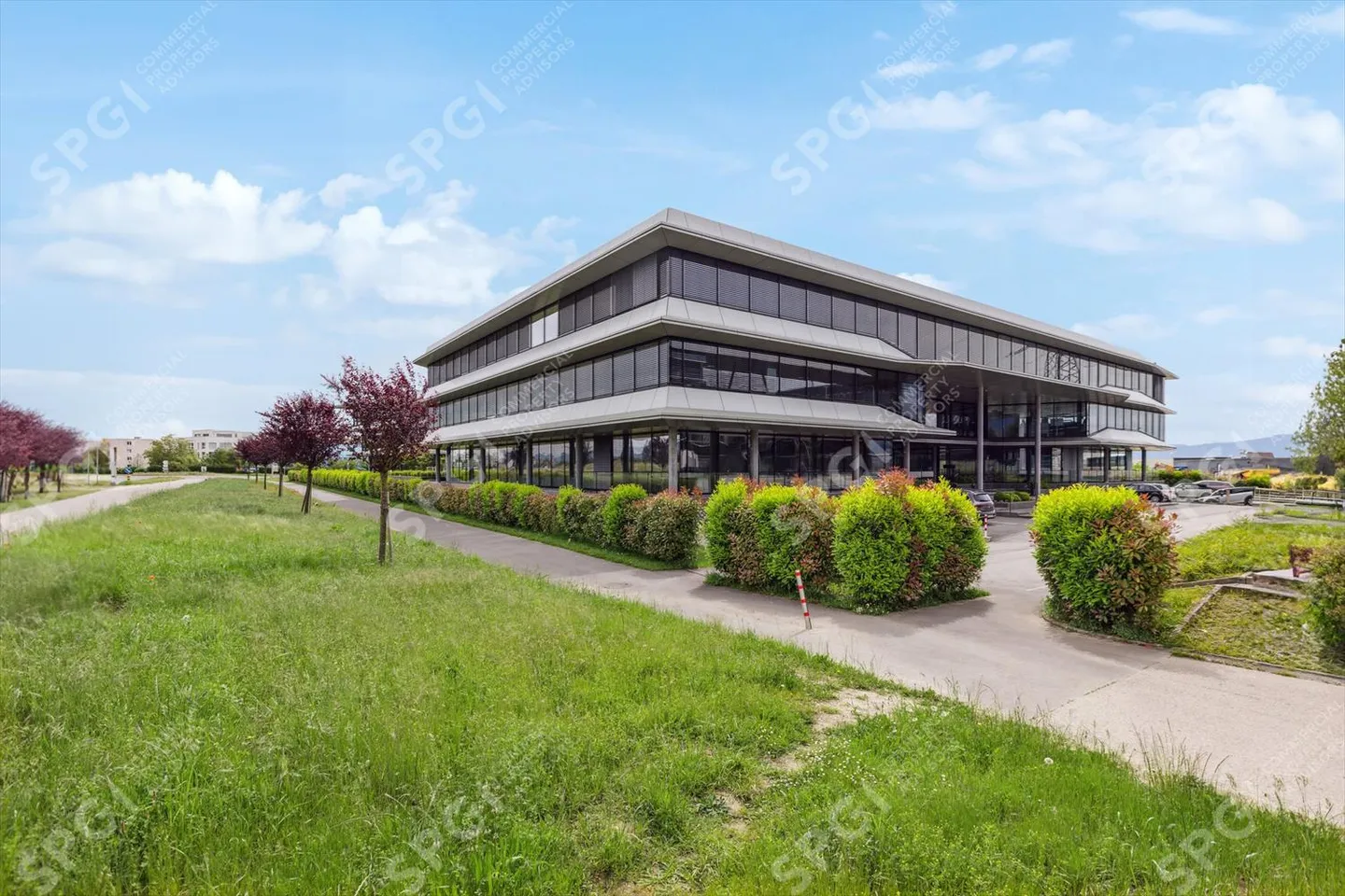 Plug & Play Offices in a Prestigious Building in Terre Bonne Nyon - Photo 12 of 13