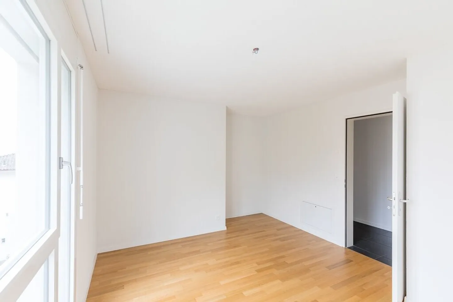 Finally Arrive Home - Photo 5 of 11