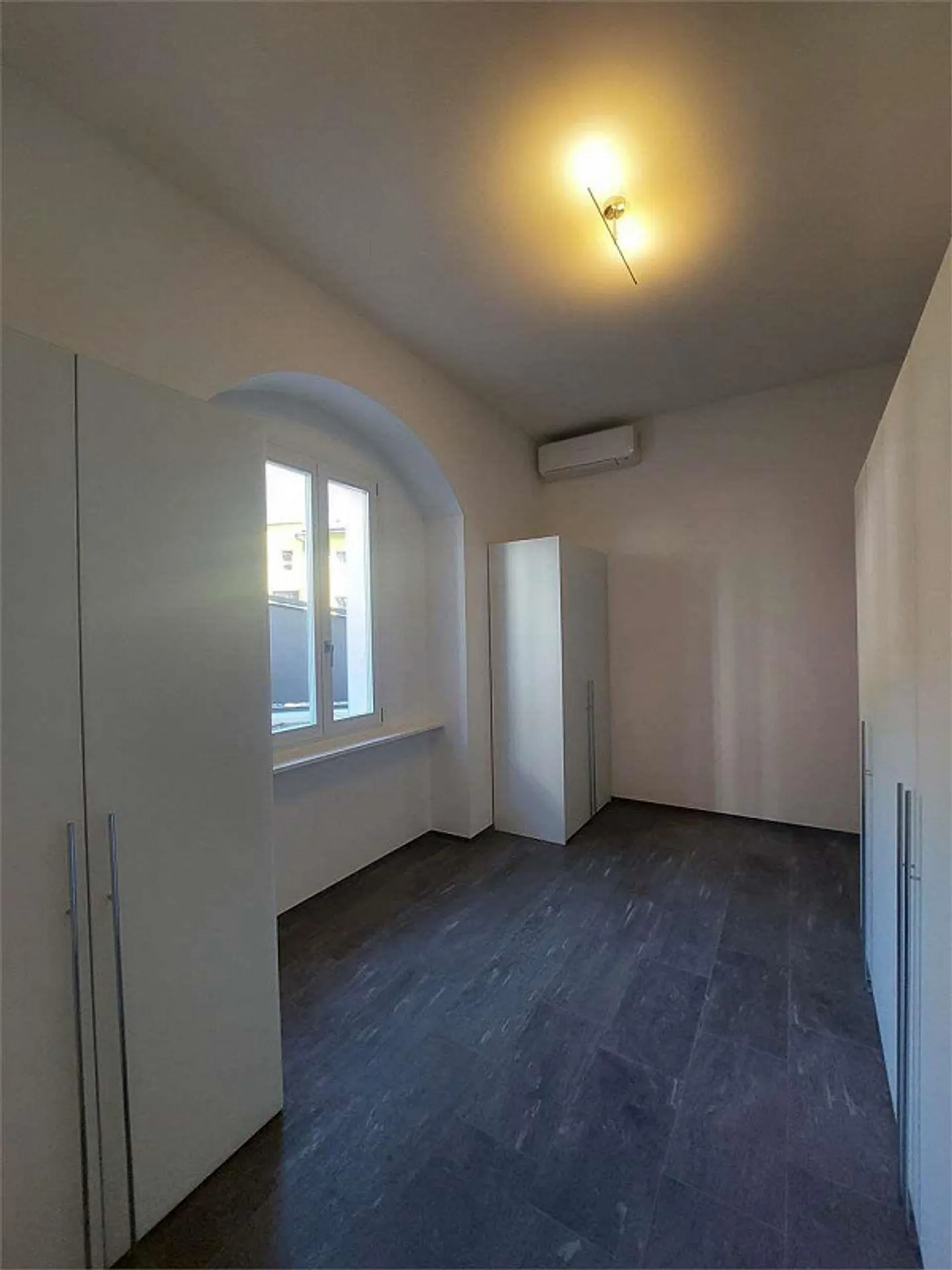 2441_Vacallo, grande casa signorile ristrutturata - Foto 8 di 13