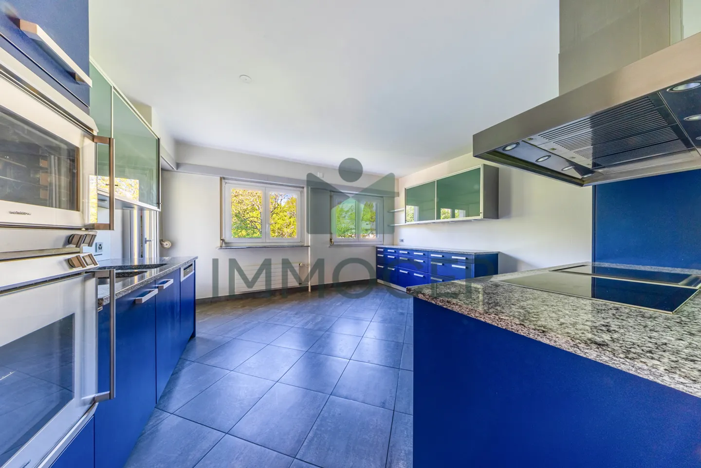 Exclusivité : 5 pièces avec 125 m2 de poids au 4ème étage à Versoix - Photo 2 sur 9