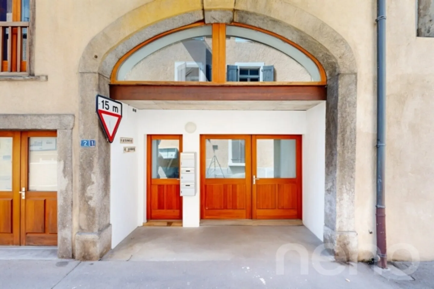 Triplex esclusivo di 5.5 stanze nel centro di Bex con garage - Foto 11 di 12