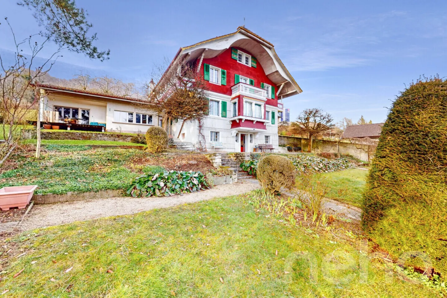 Incantevole villa con 10 camere e appartamento - Foto 3 di 13