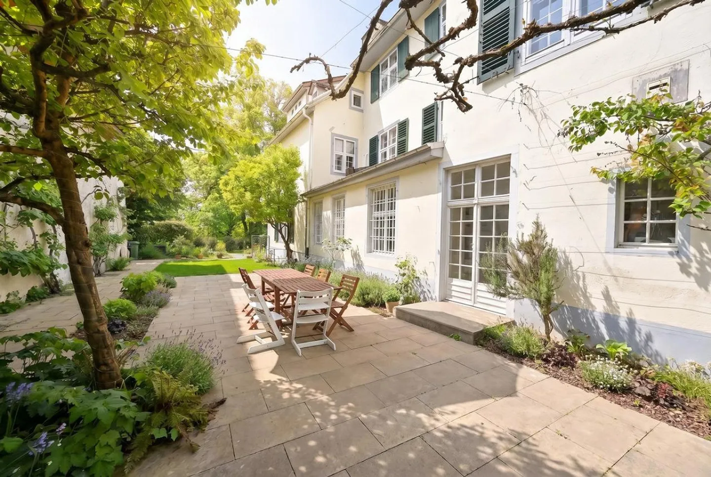 OPPORTUNITÉ UNIQUE - MAISON DE CAMPAGNE SEIGNEURIALE AVEC JARDIN UNIQUE - Photo 3 sur 11