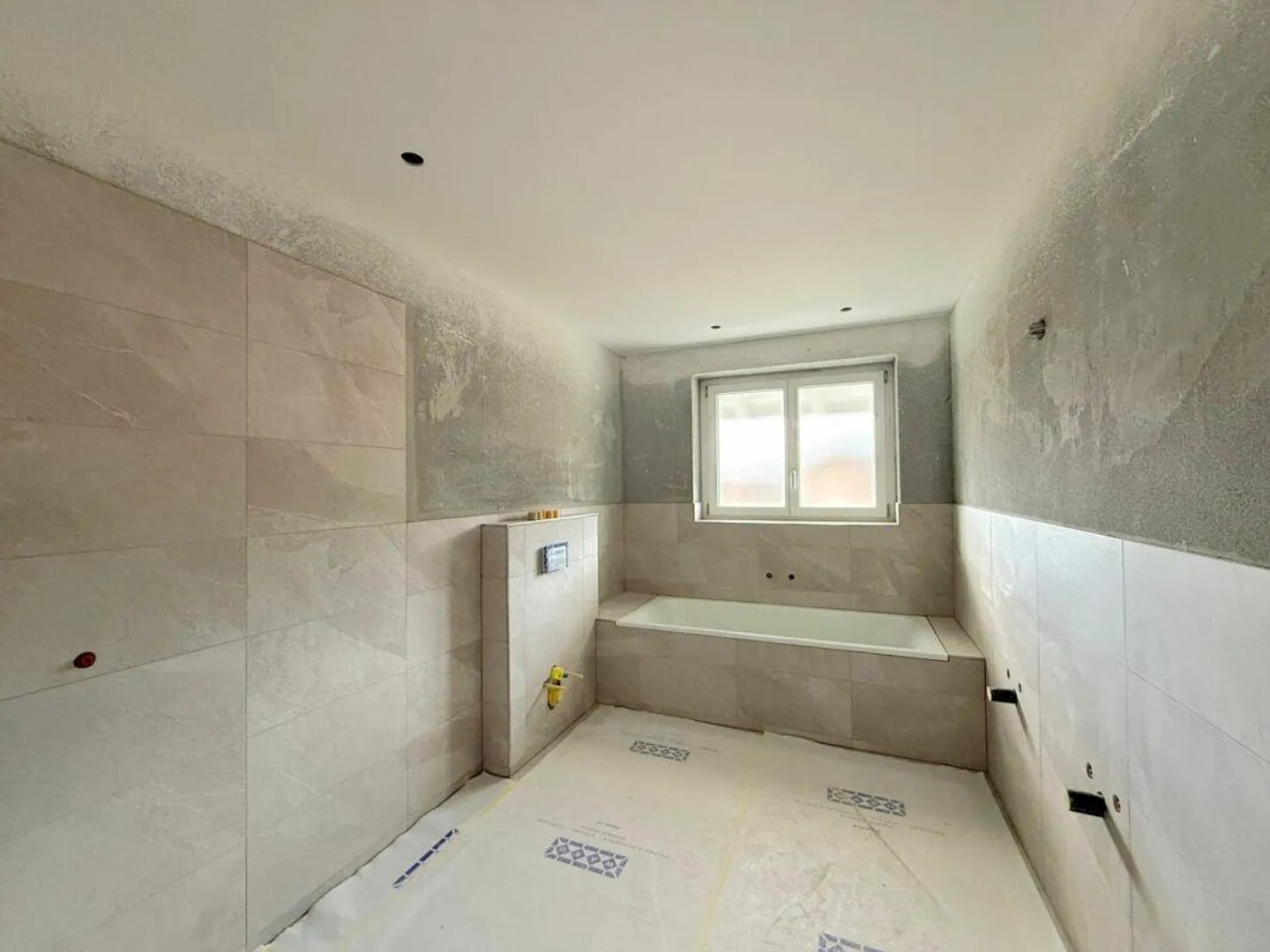 Drei 5.5 Zimmer Wohnhaus - charmant, naturnah, individuell - Foto 6 von 15