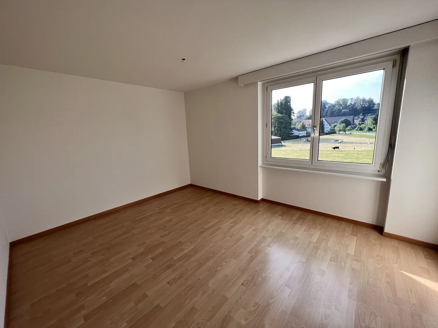 Appartement 3,5 pièces avec vue sur la verdure - Photo 5 sur 8