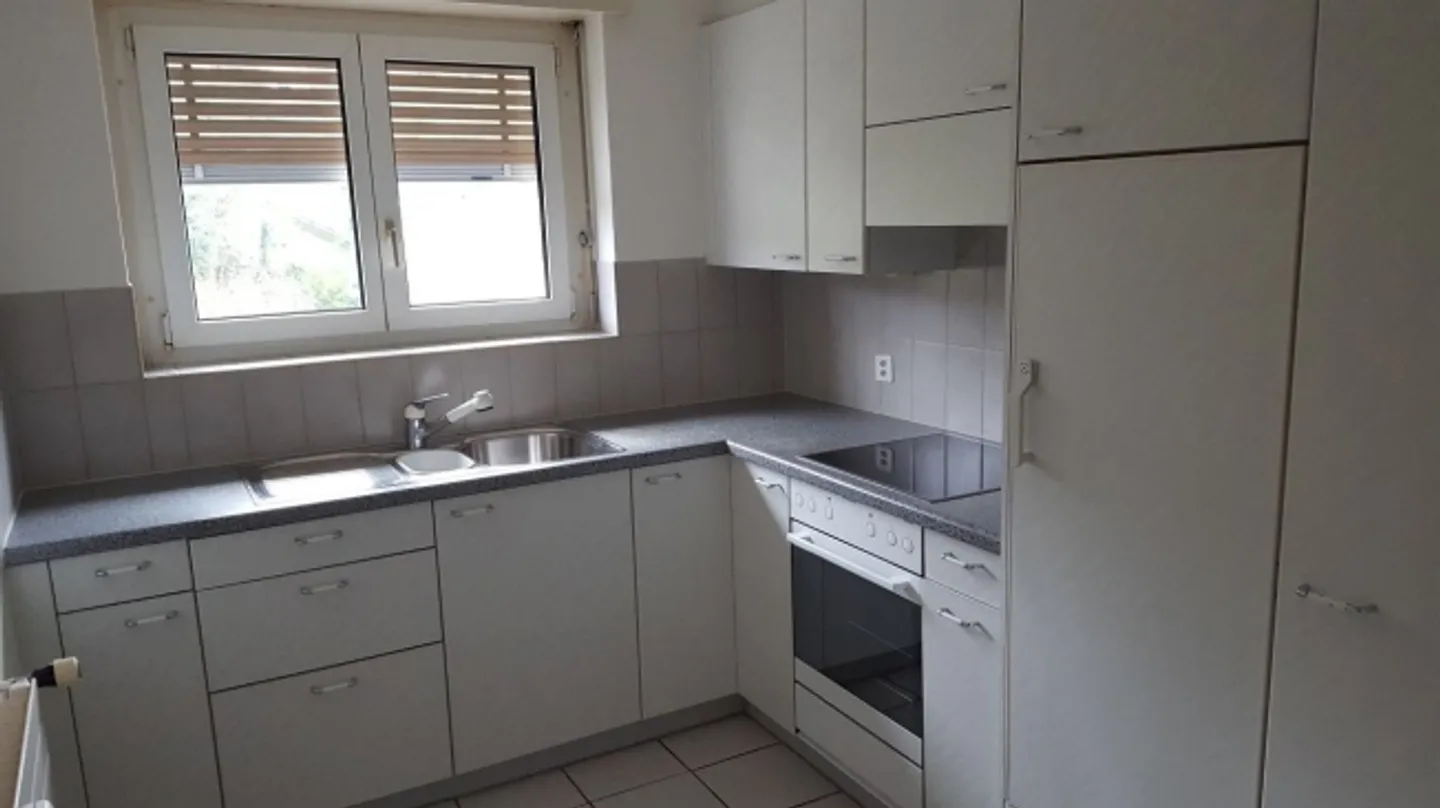 Appartamento 3 locali a prezzi accessibili con cucina moderna a Münchenstein! - Foto 2 di 9