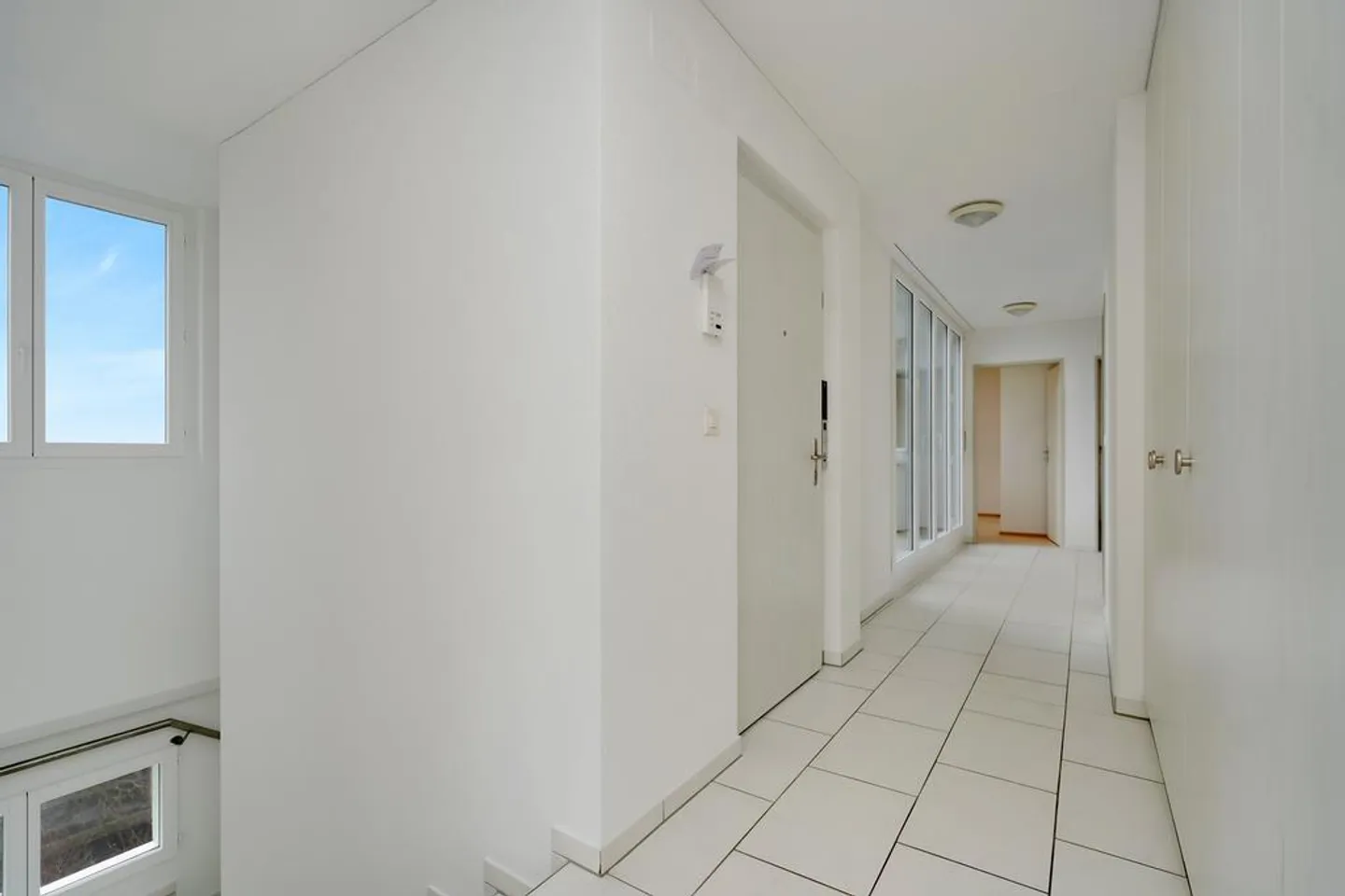 Dreamlike penthouse apartment with sunny terrace - Photo 10 of 12