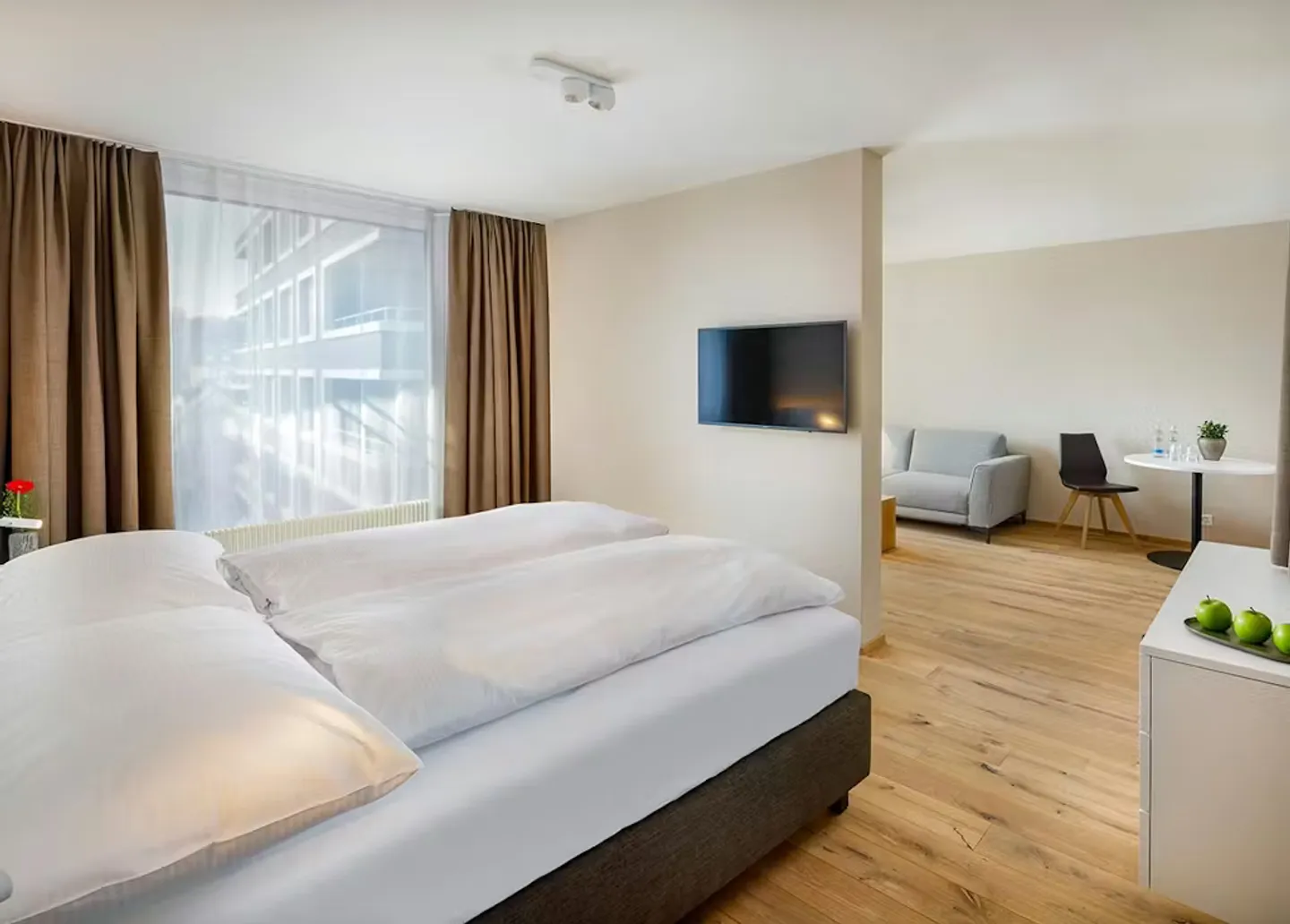 Modern Apartment in Kloten - Photo 1 of 7