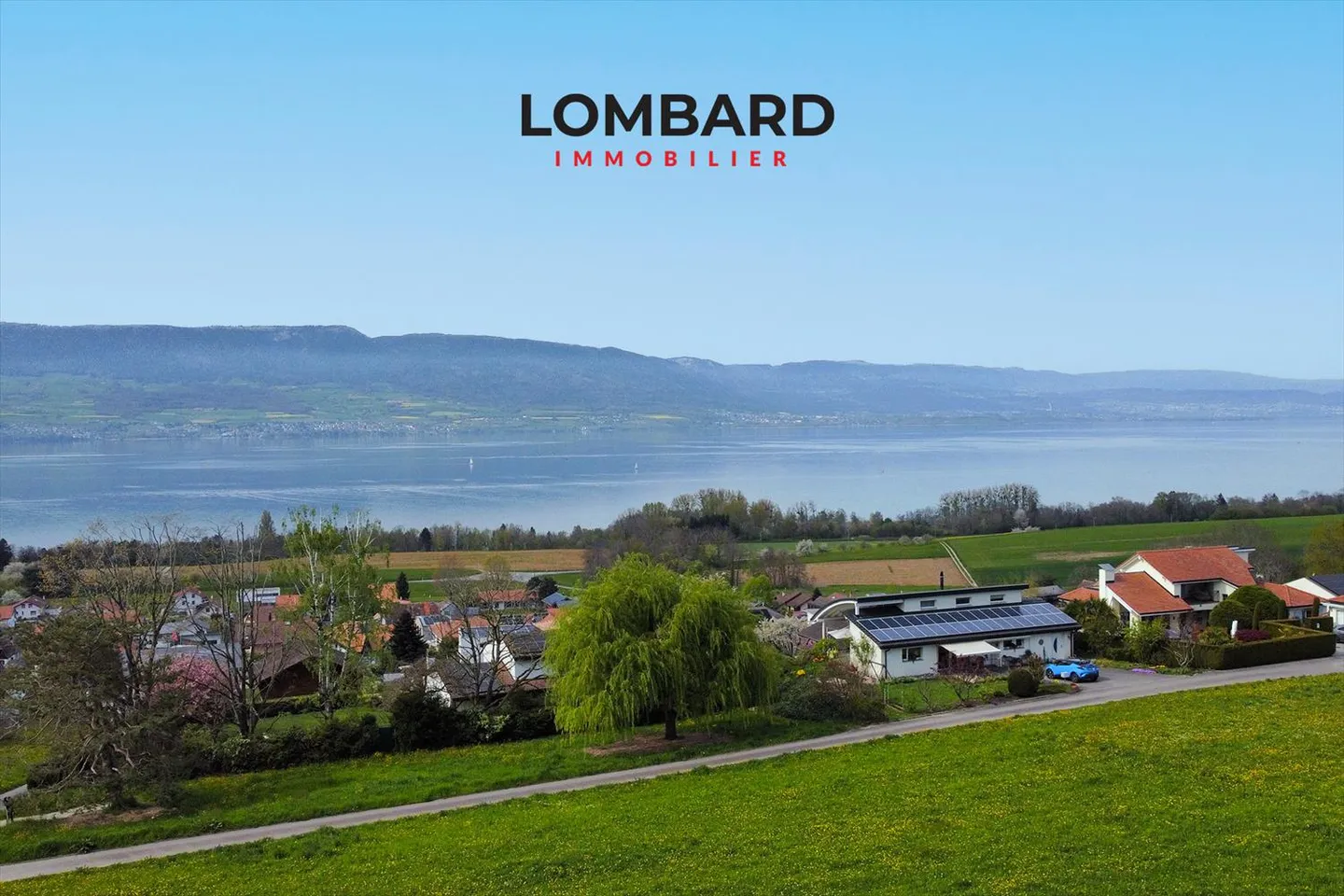 Geräumiges Dachgeschoss mit 4,5 Zimmern und Blick auf den See - Foto 12 von 12